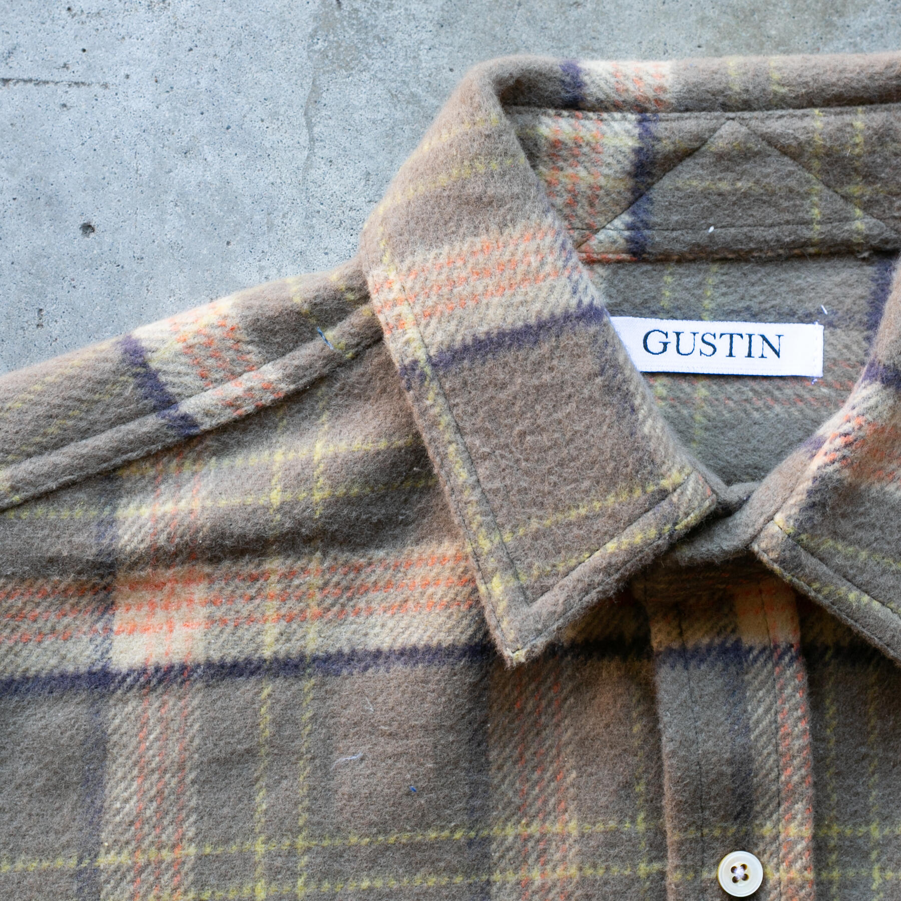 gustin #1180 monster flannel - wood