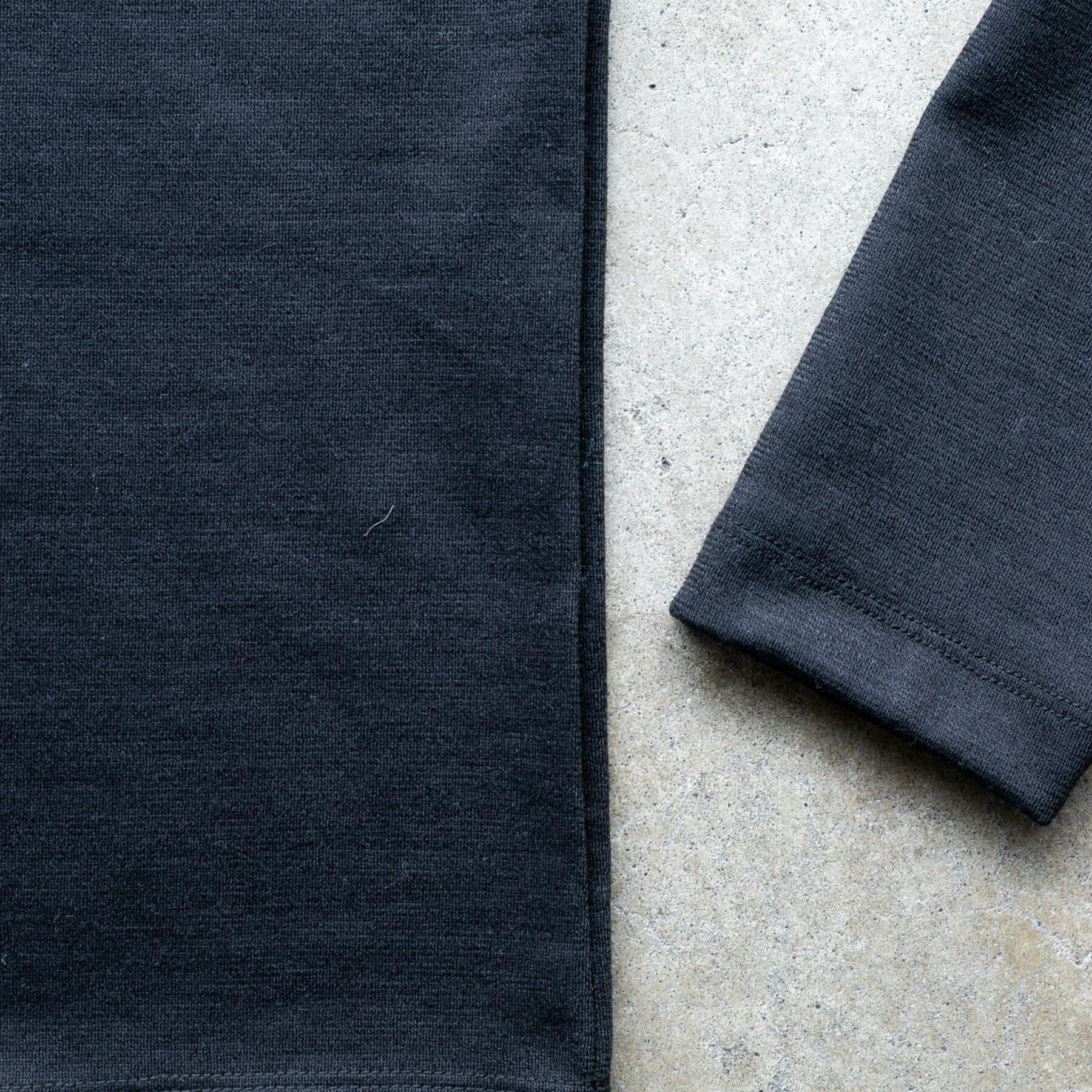 gustin japan wool jersey pocket crew - black
