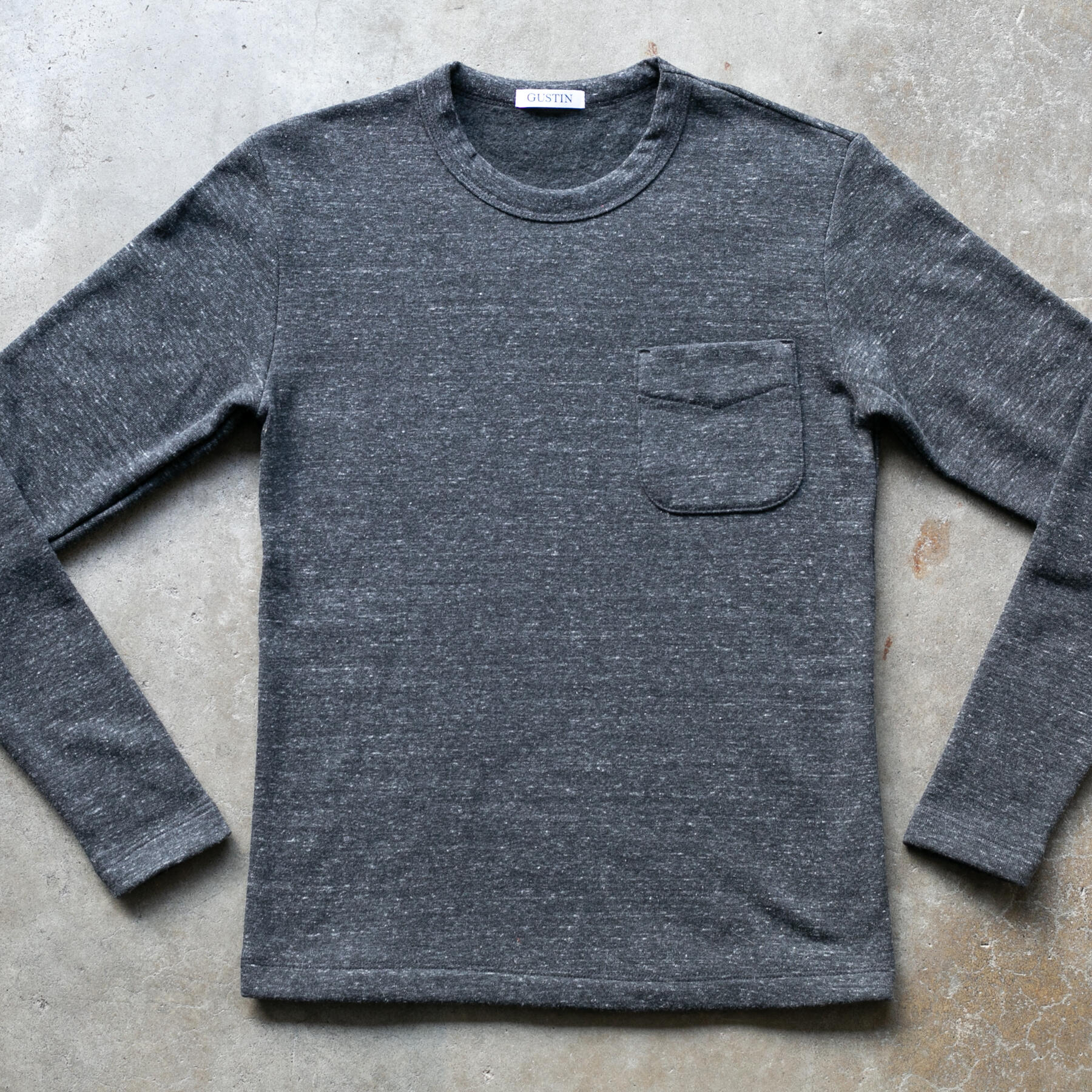 gustin fleece pocket crewneck - heather charcoal