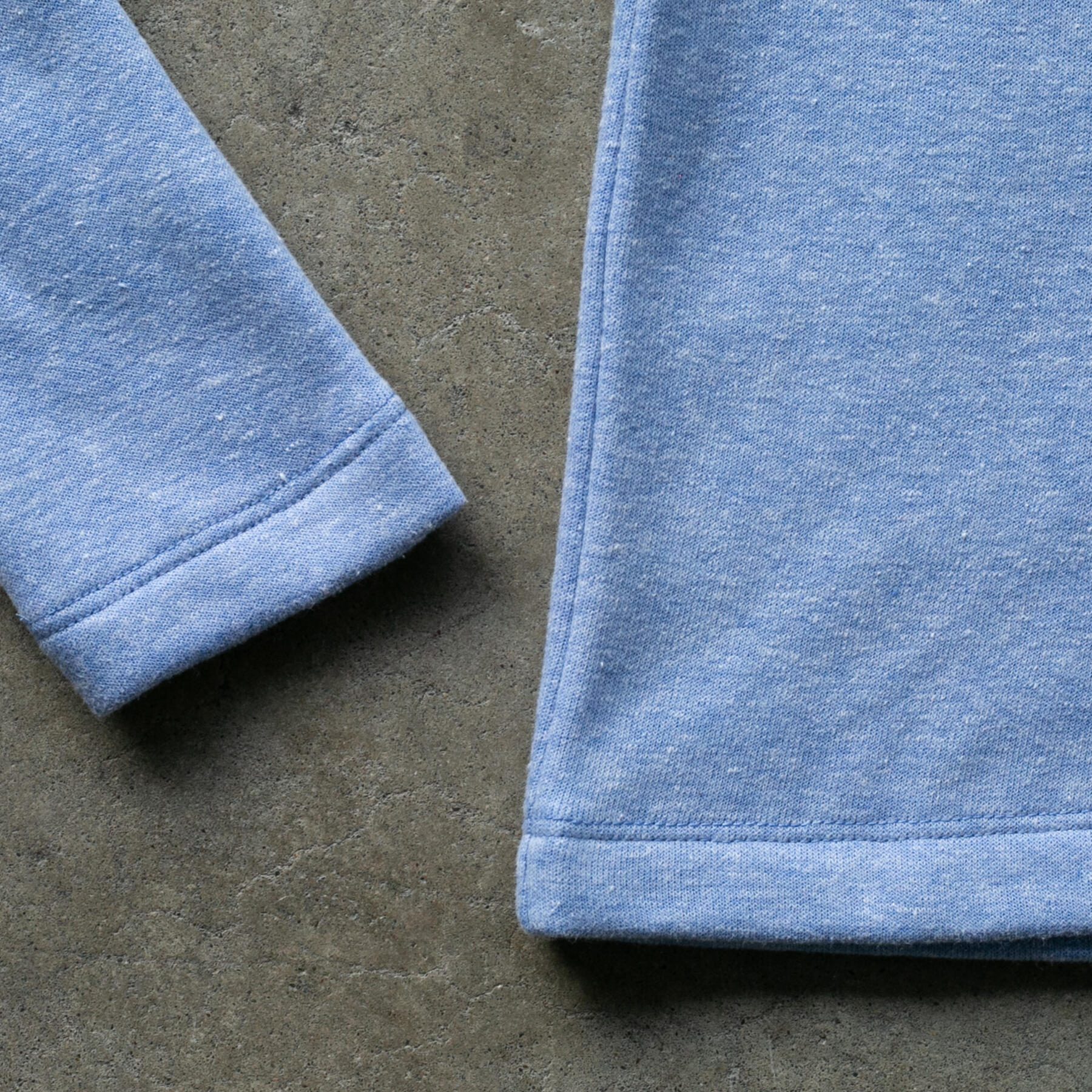 gustin fleece pocket crewneck - heather sky