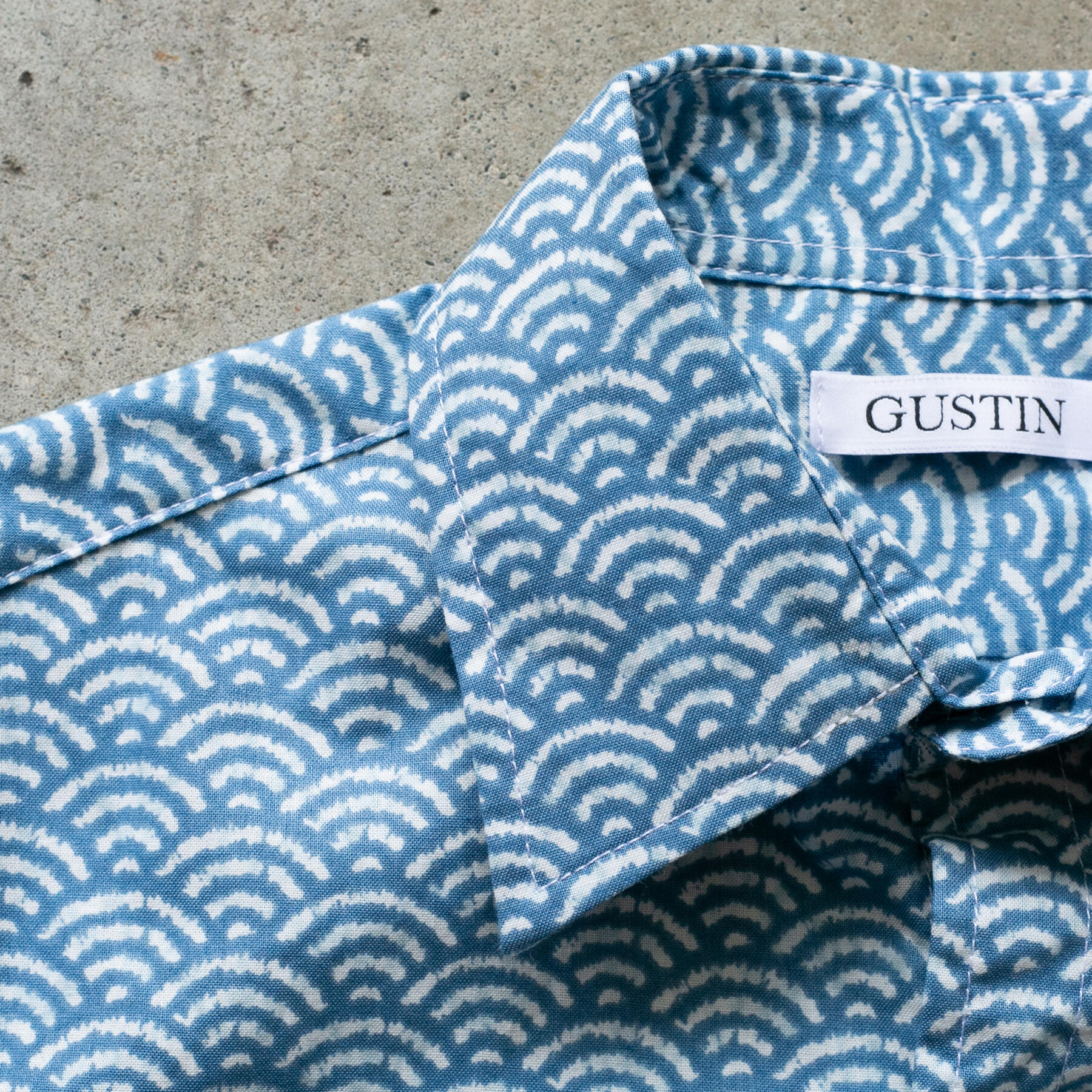 gustin #1224 shibori dye pulse short sleeve shirt - sky
