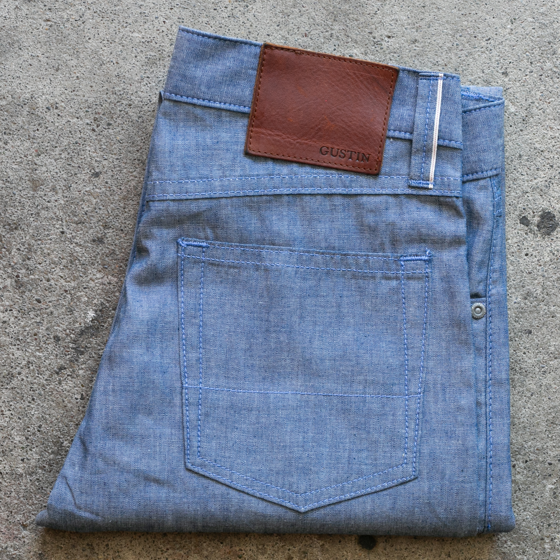 583 Featherweight Selvedge Chambray - Classic Indigo
