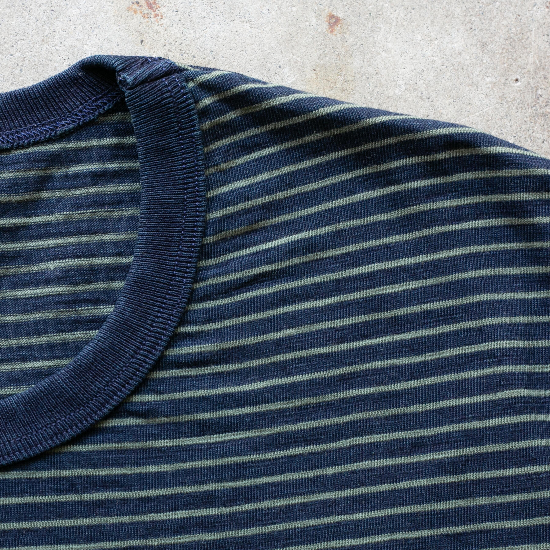 gustin overdye indigo stripe pocket t-shirt - forest