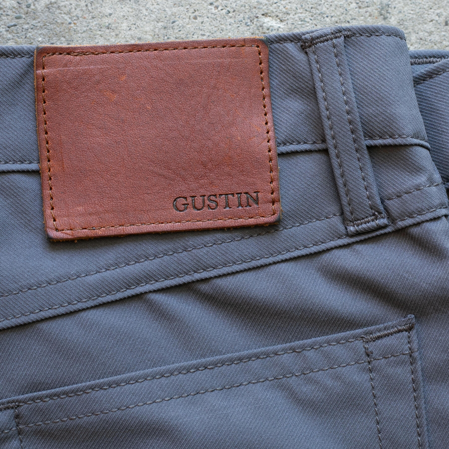 gustin #405 4 way natural nylon - graphite