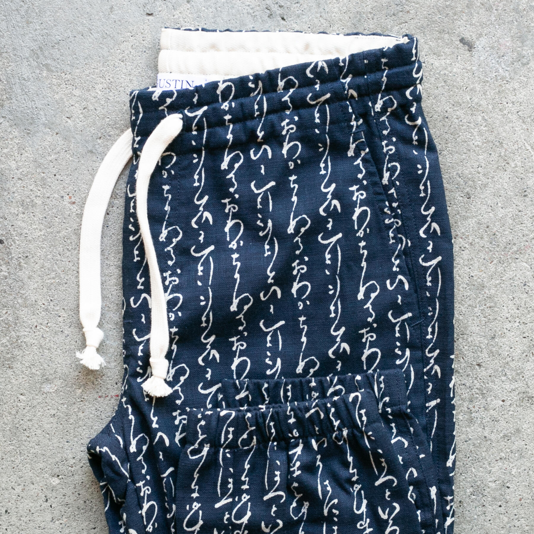 gustin #37 japan retro print joggers - symbols