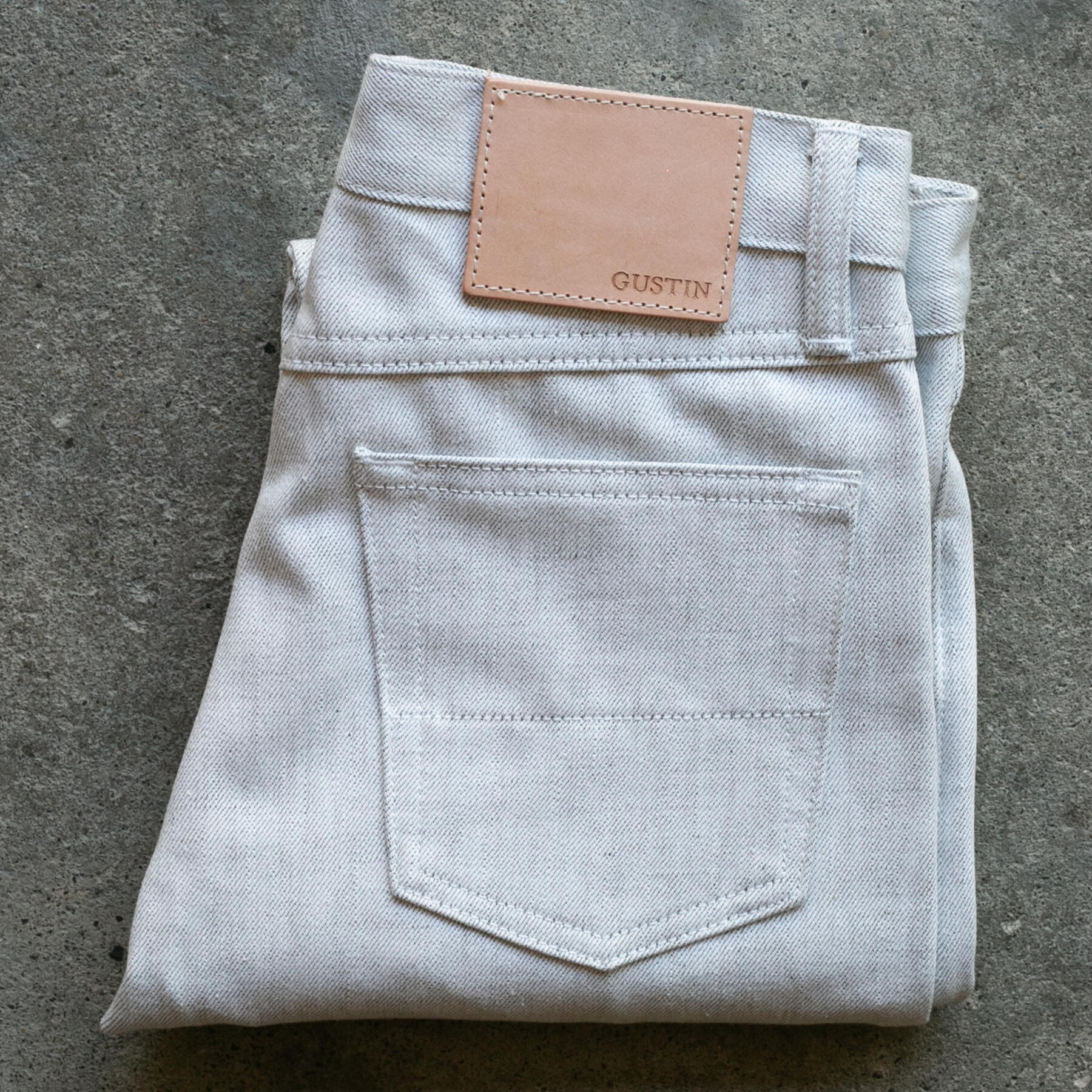 gustin #410 japan whitexolive