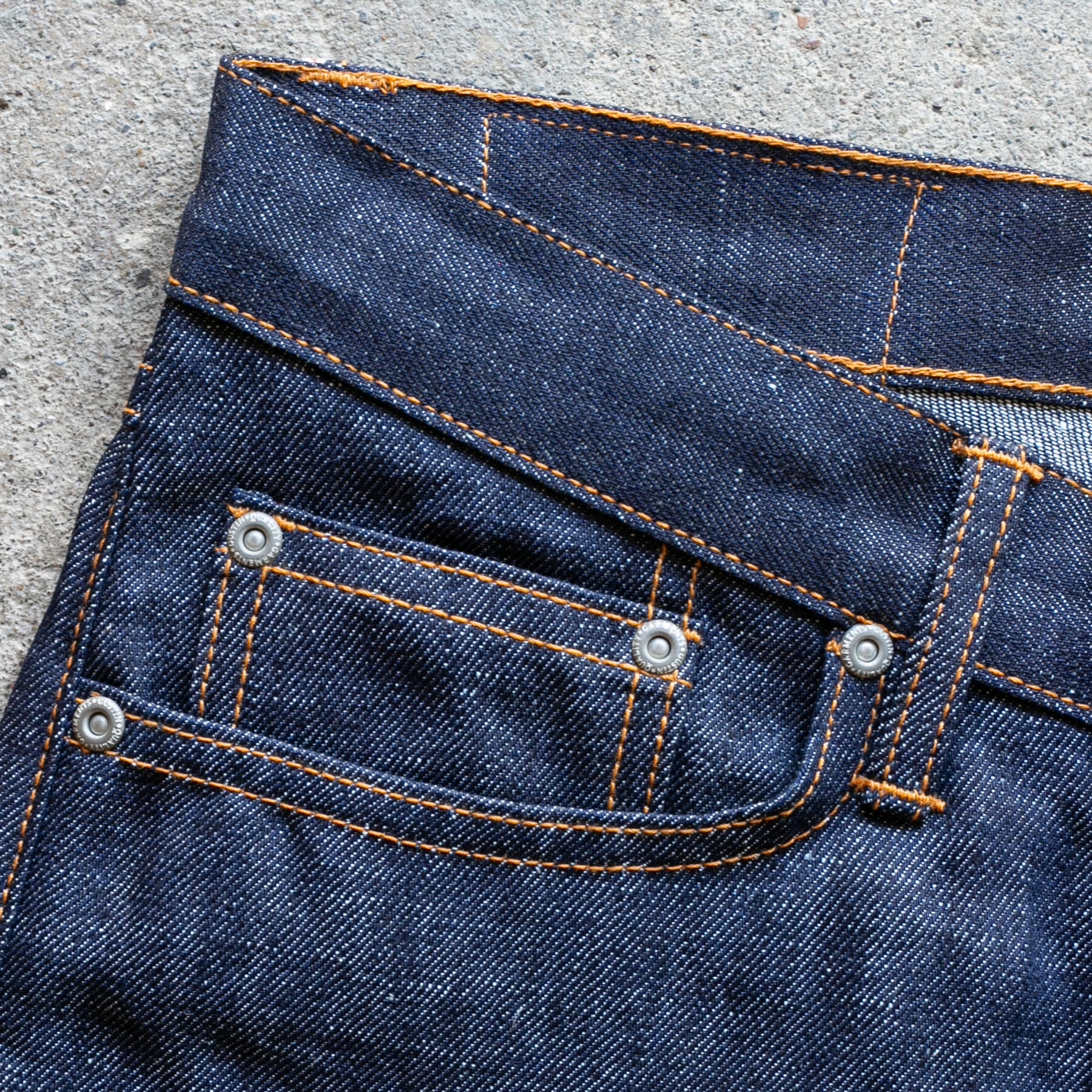 gustin #587 slub indigo linen selvedge
