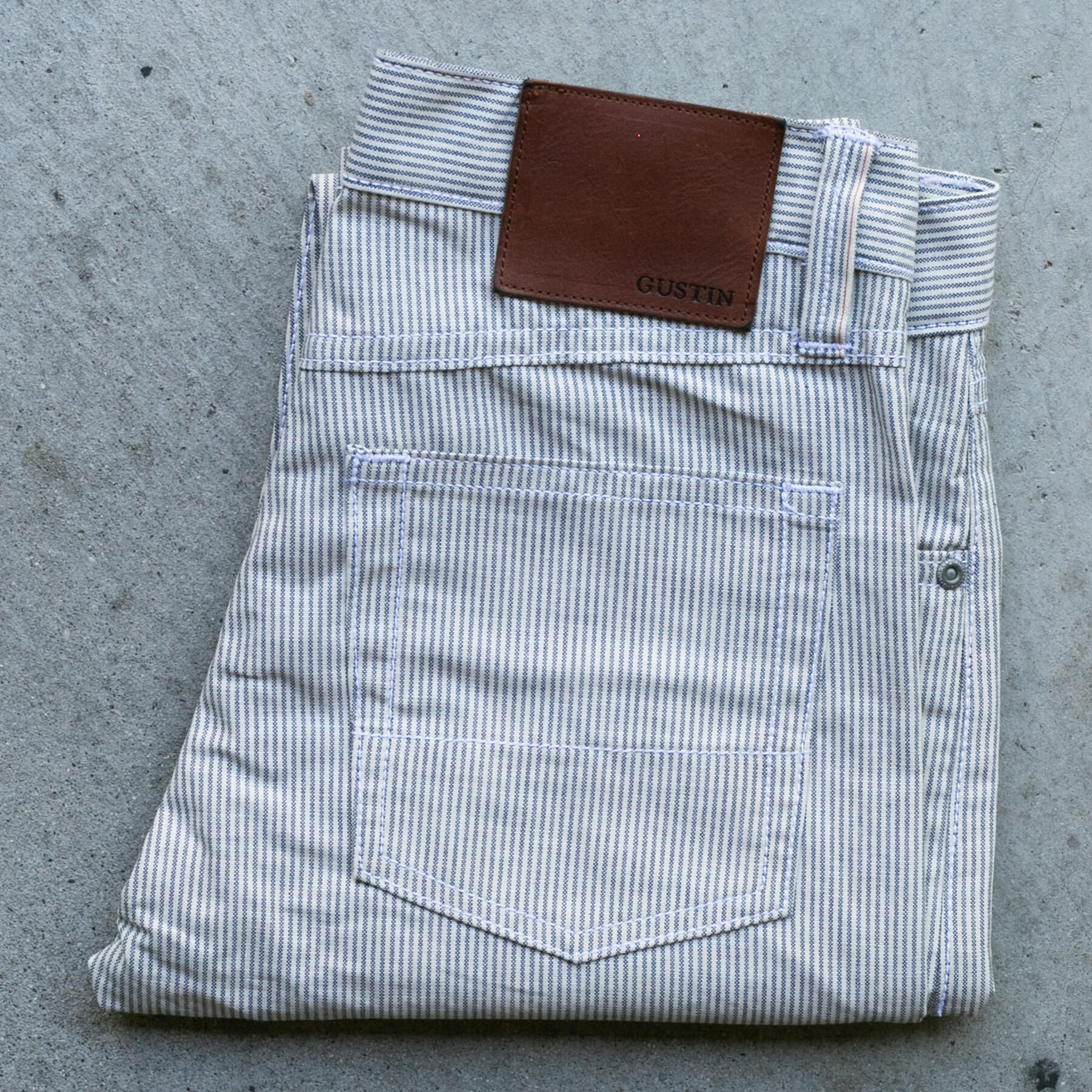 gustin #589 indigoxwhite ticking feather selvedge