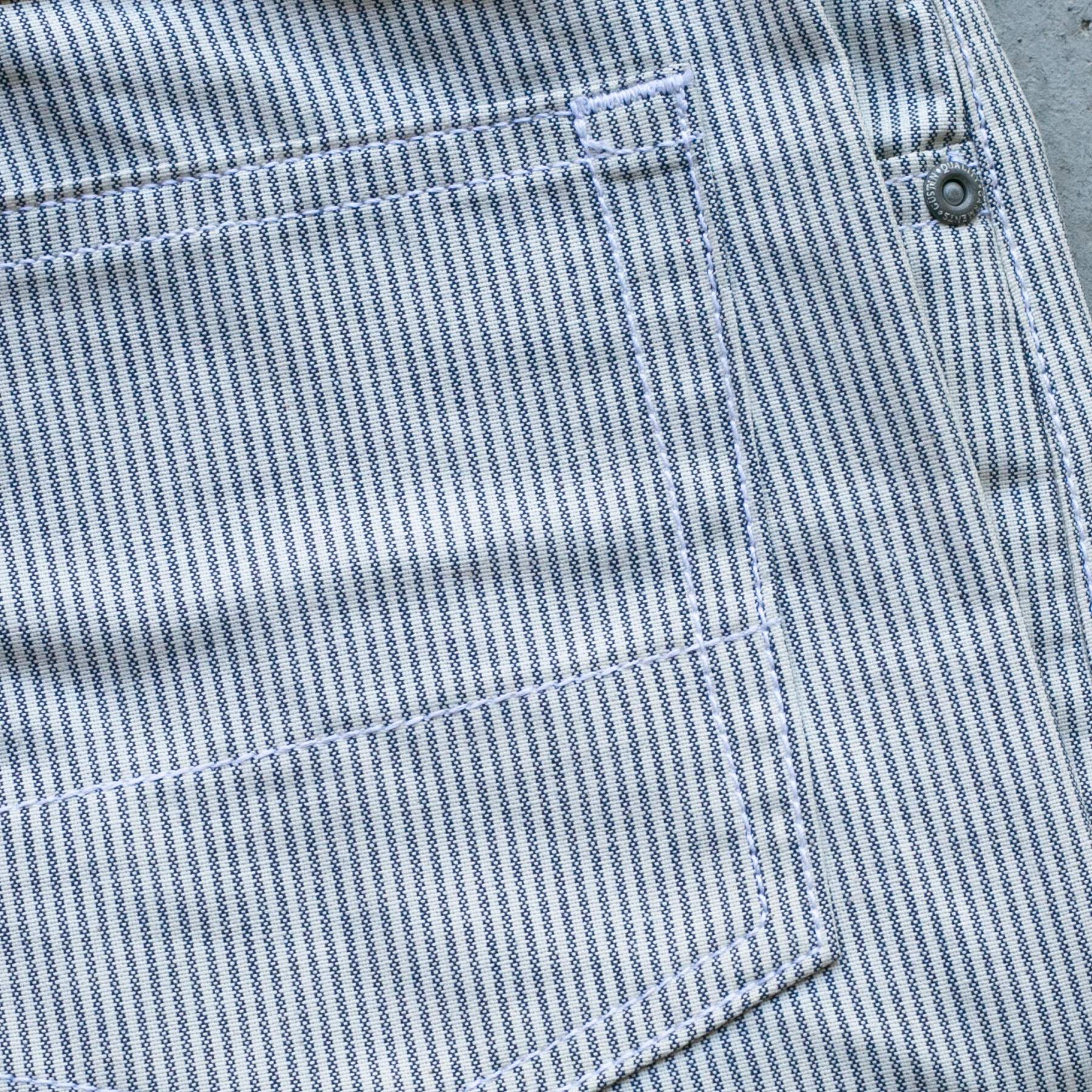 gustin #589 indigoxwhite ticking feather selvedge