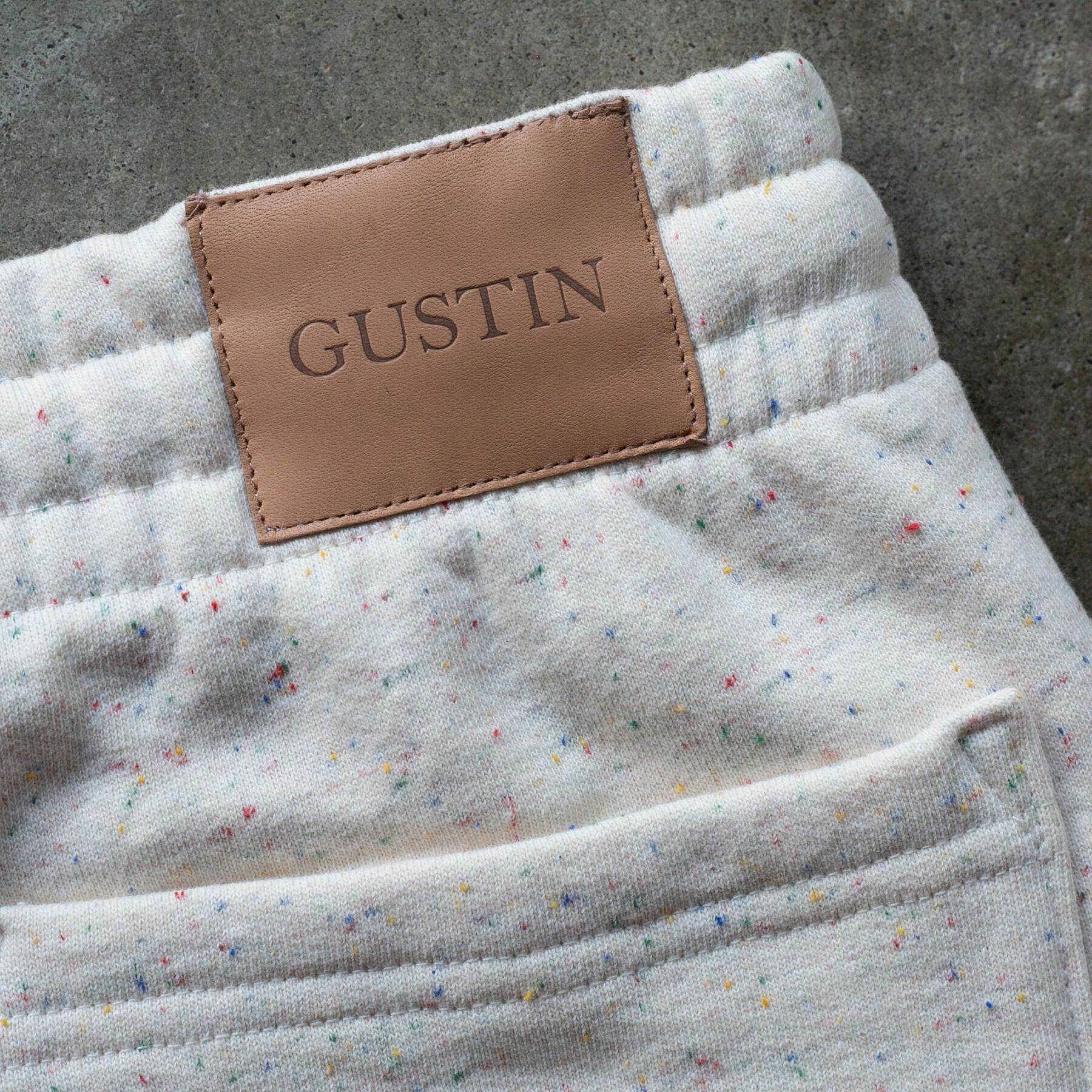 gustin vintage heavyweight sweatshorts - natural rainbow nep