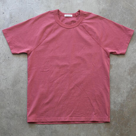 gustin monster raglan t-shirt - vintage red