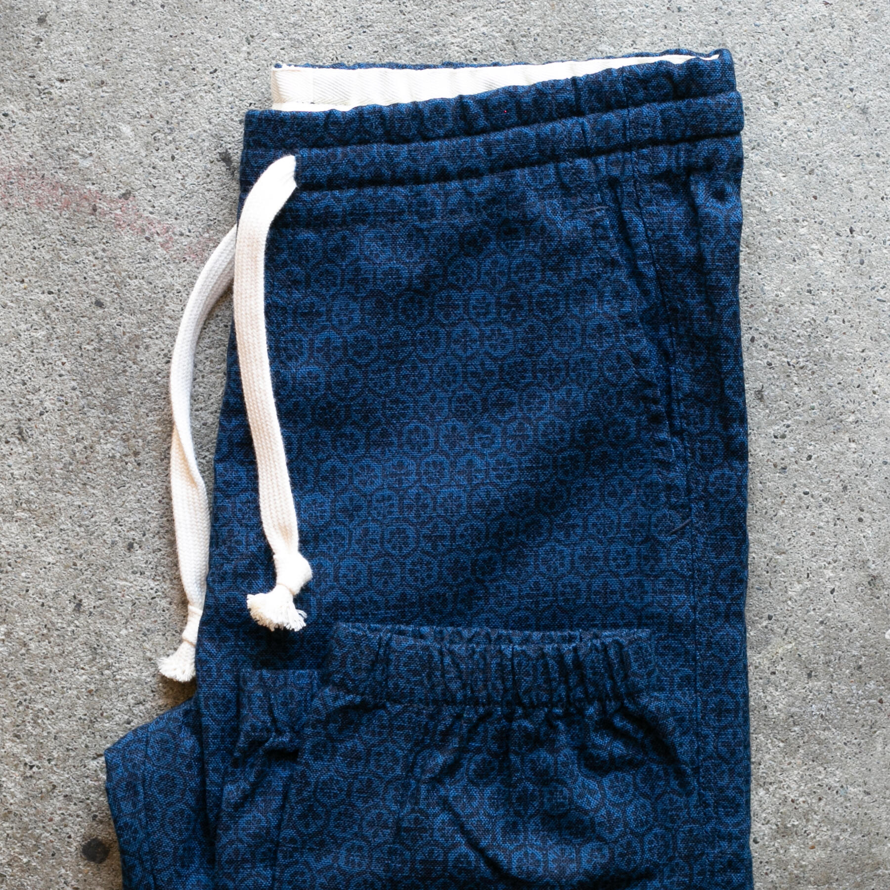 gustin japan hex grid joggers - royal