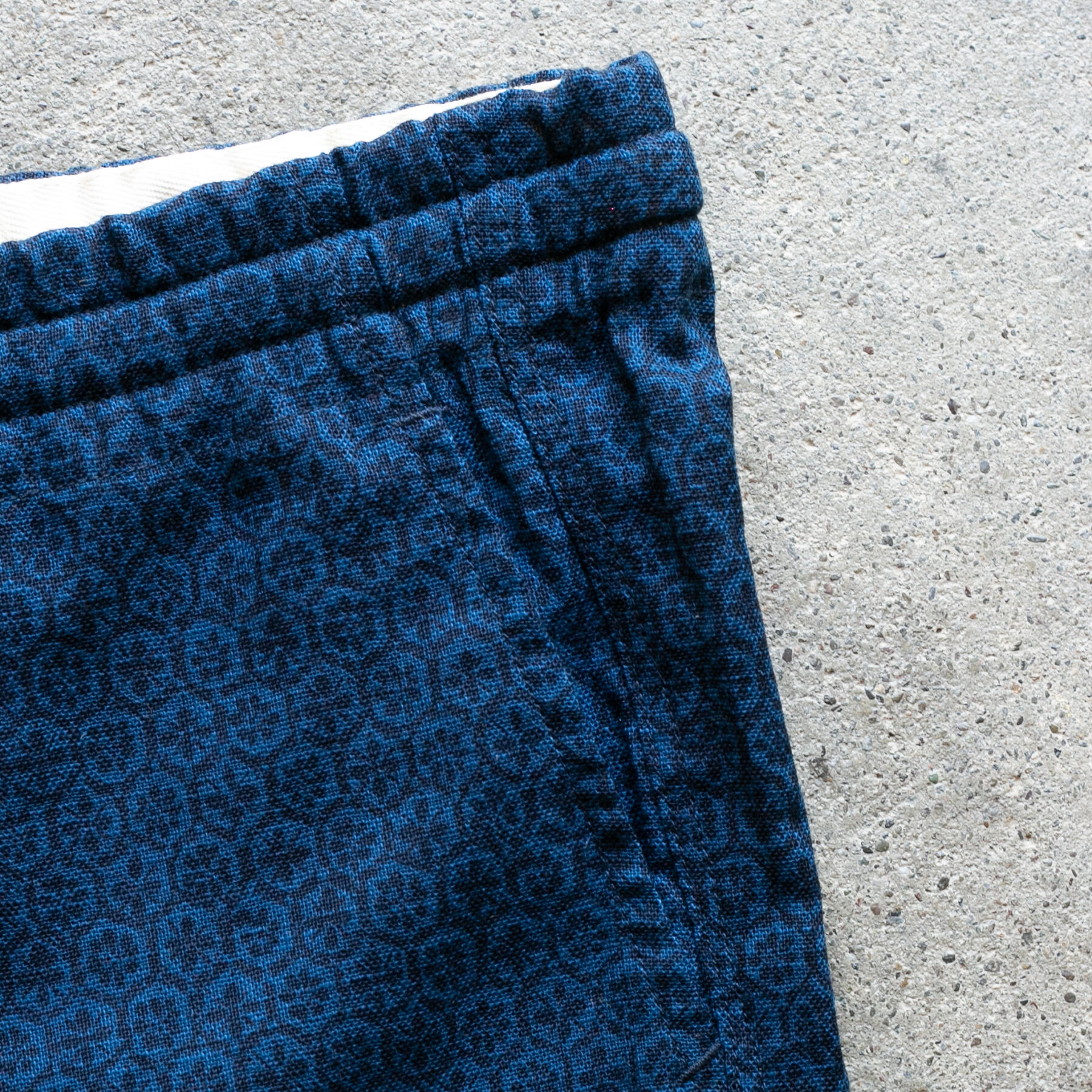 gustin japan hex grid joggers - royal