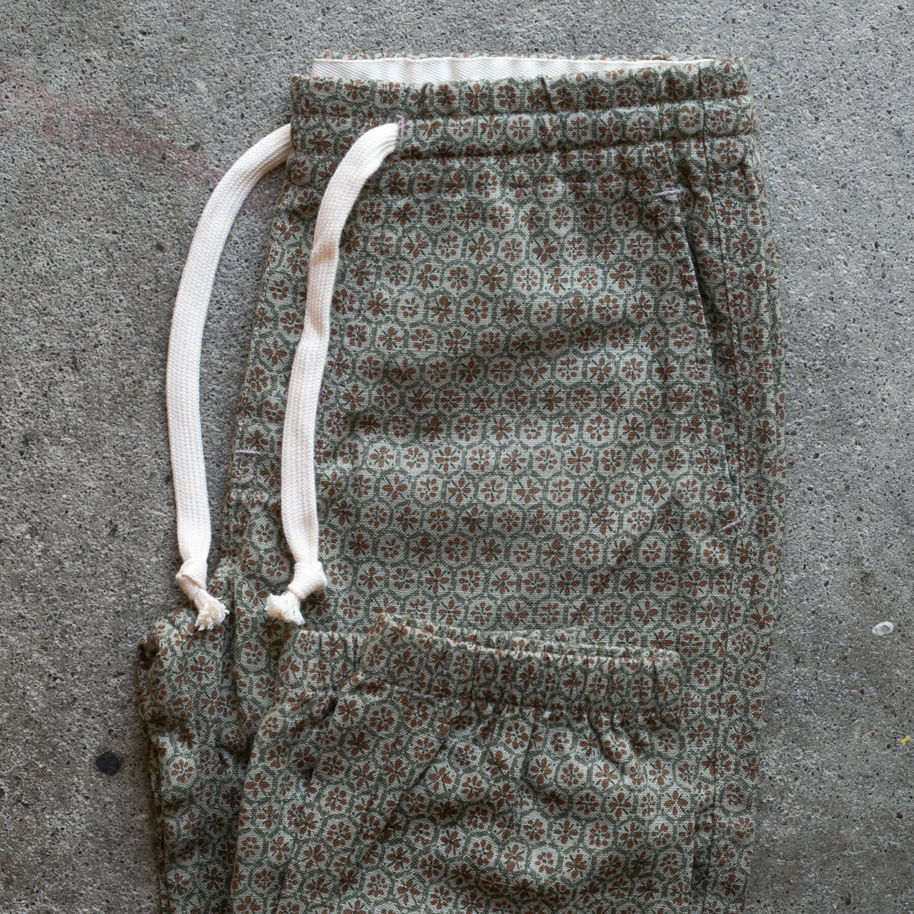 gustin japan hex grid joggers - moss