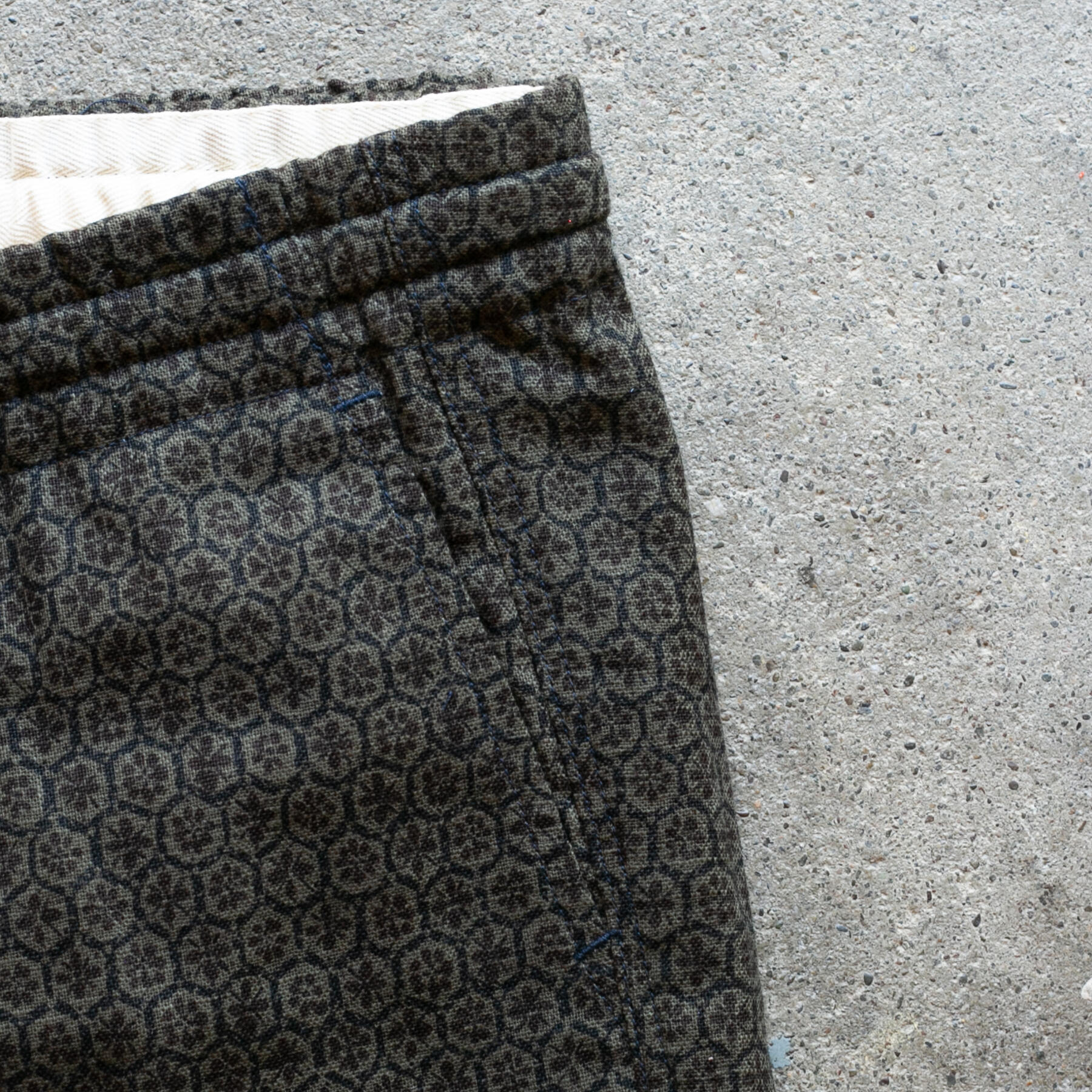 gustin japan hex grid joggers - coffee