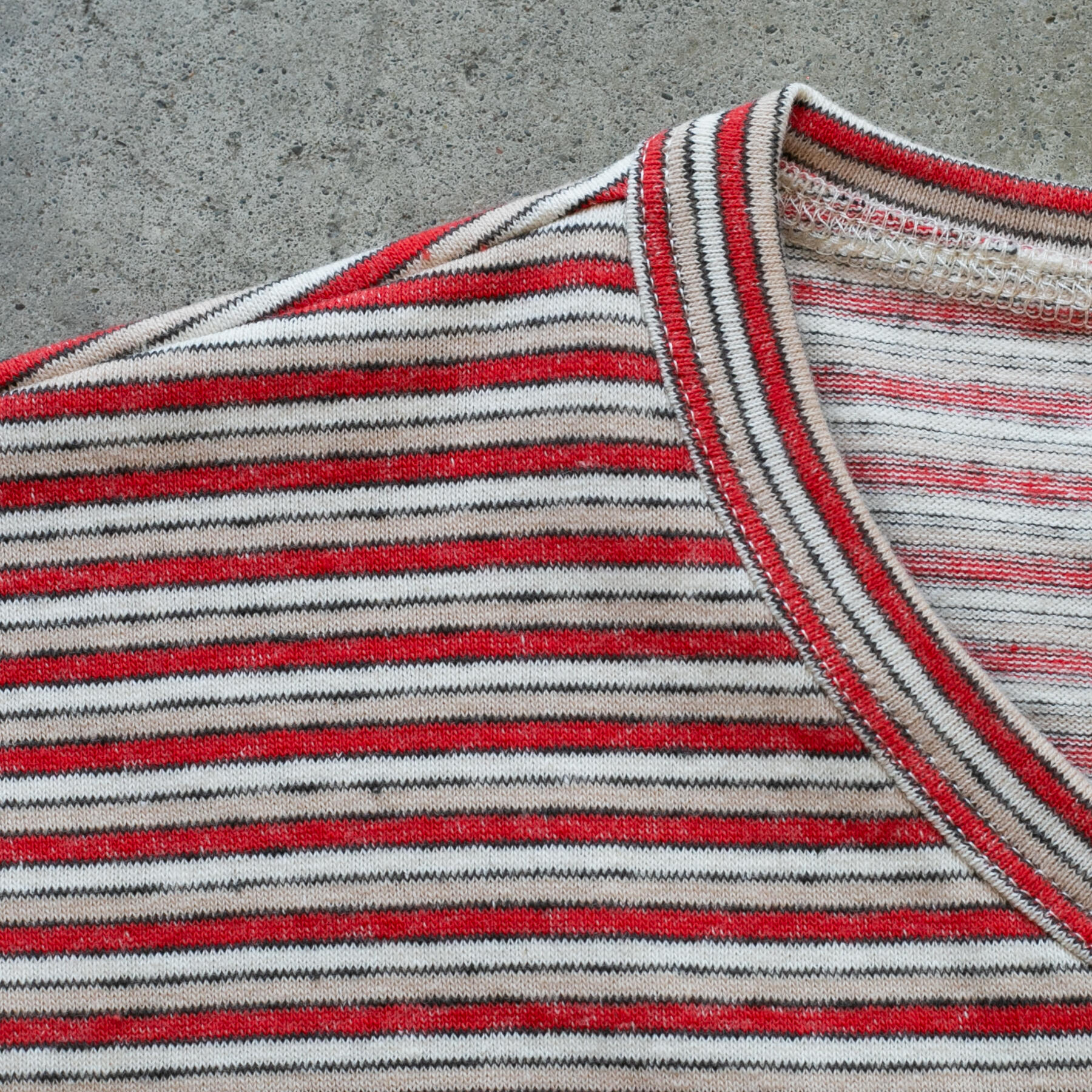 gustin 50s triple stripe t-shirt - red khaki