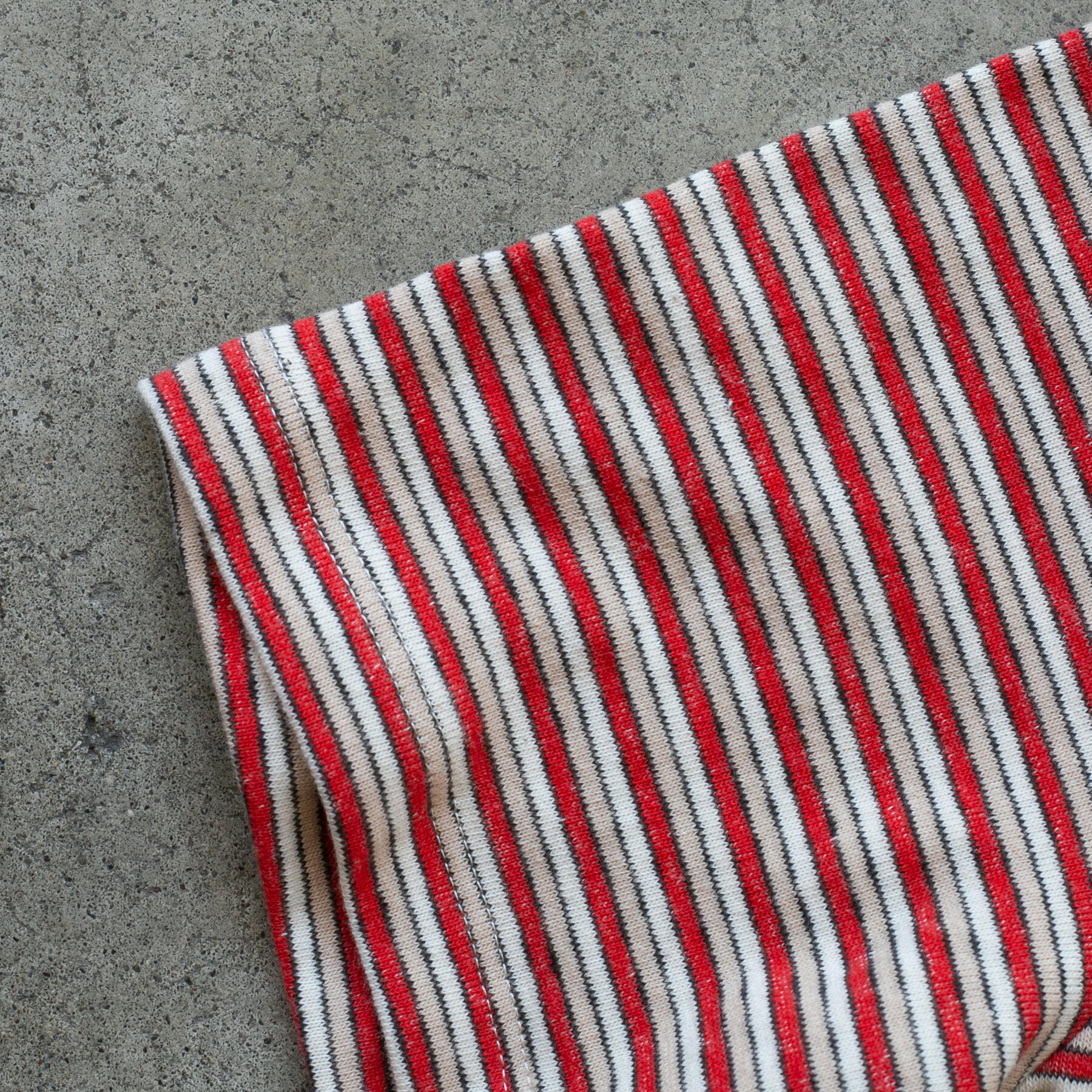gustin 50s triple stripe t-shirt - red khaki