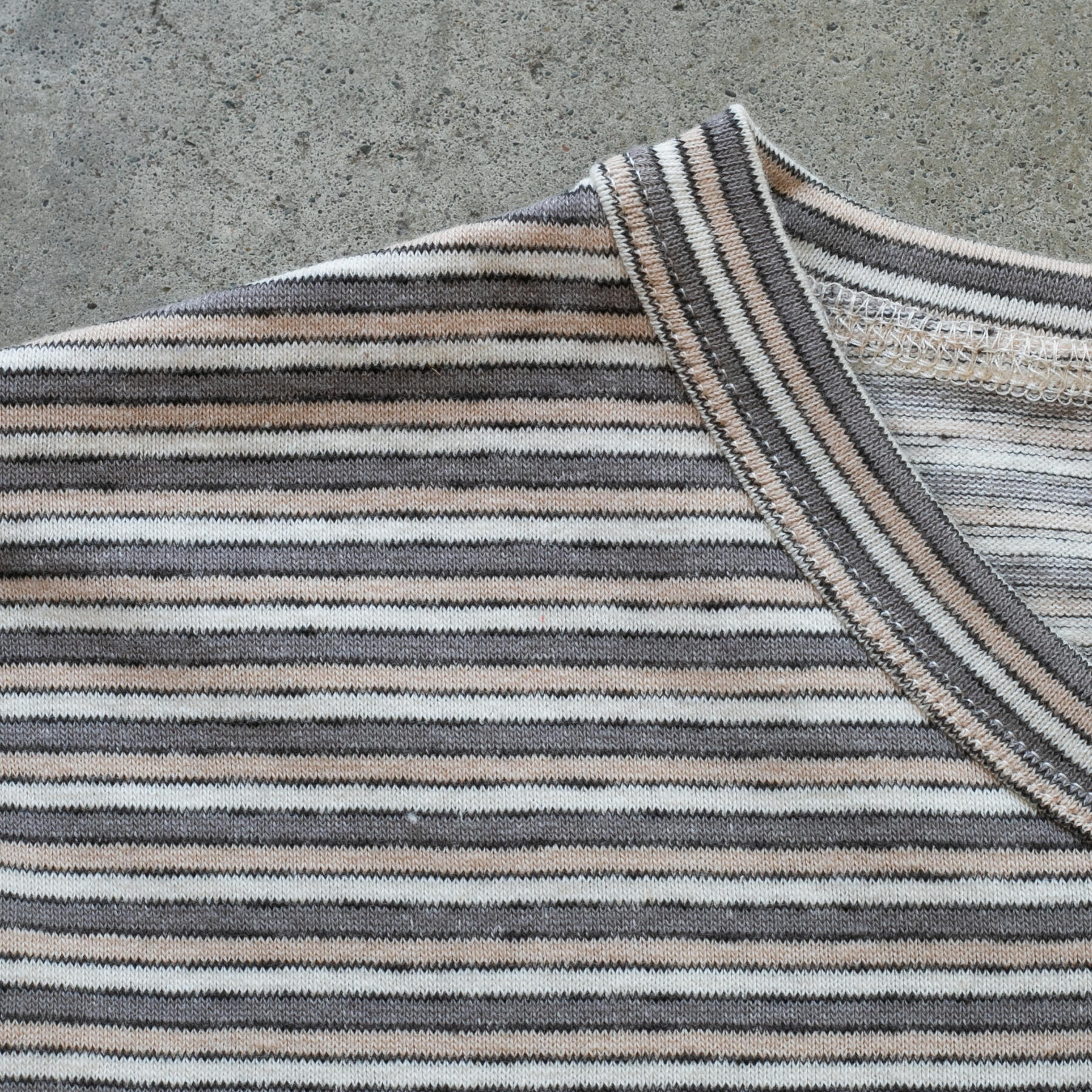 gustin 50s triple stripe t-shirt - grey tan
