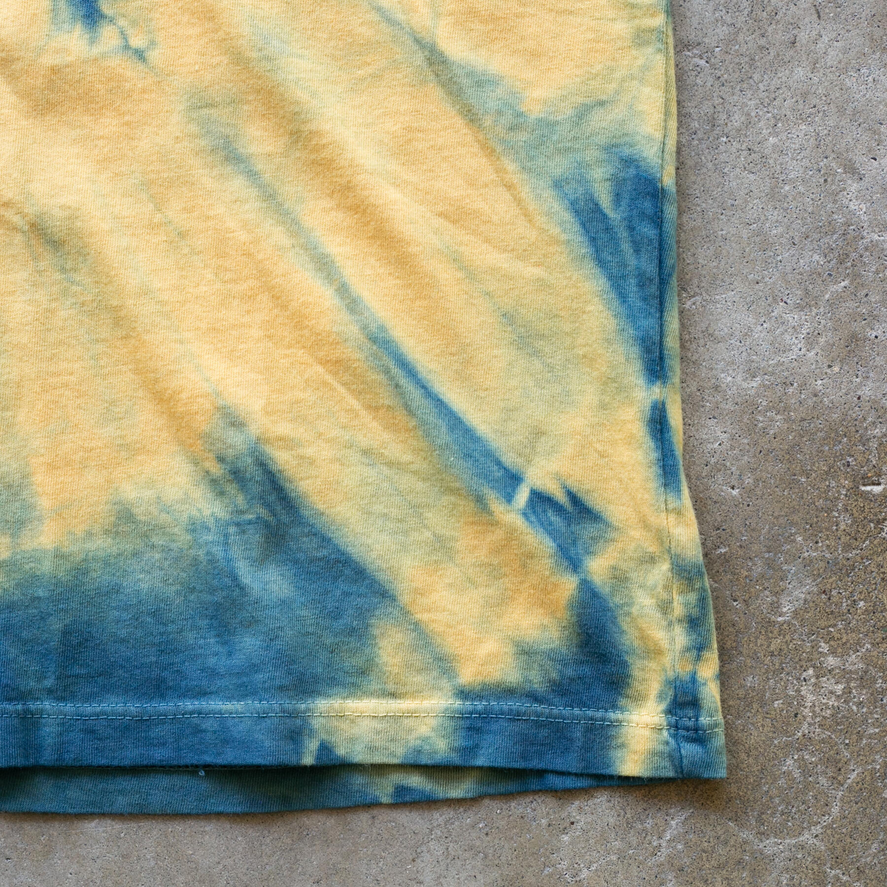gustin indigo spiral tie-dye t-shirt - orange base