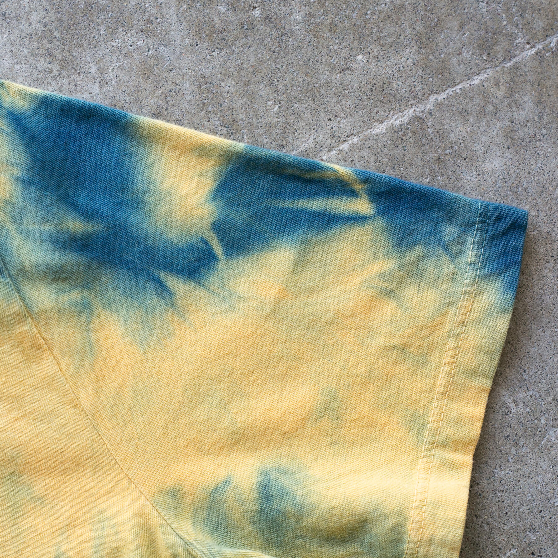 gustin indigo spiral tie-dye t-shirt - orange base