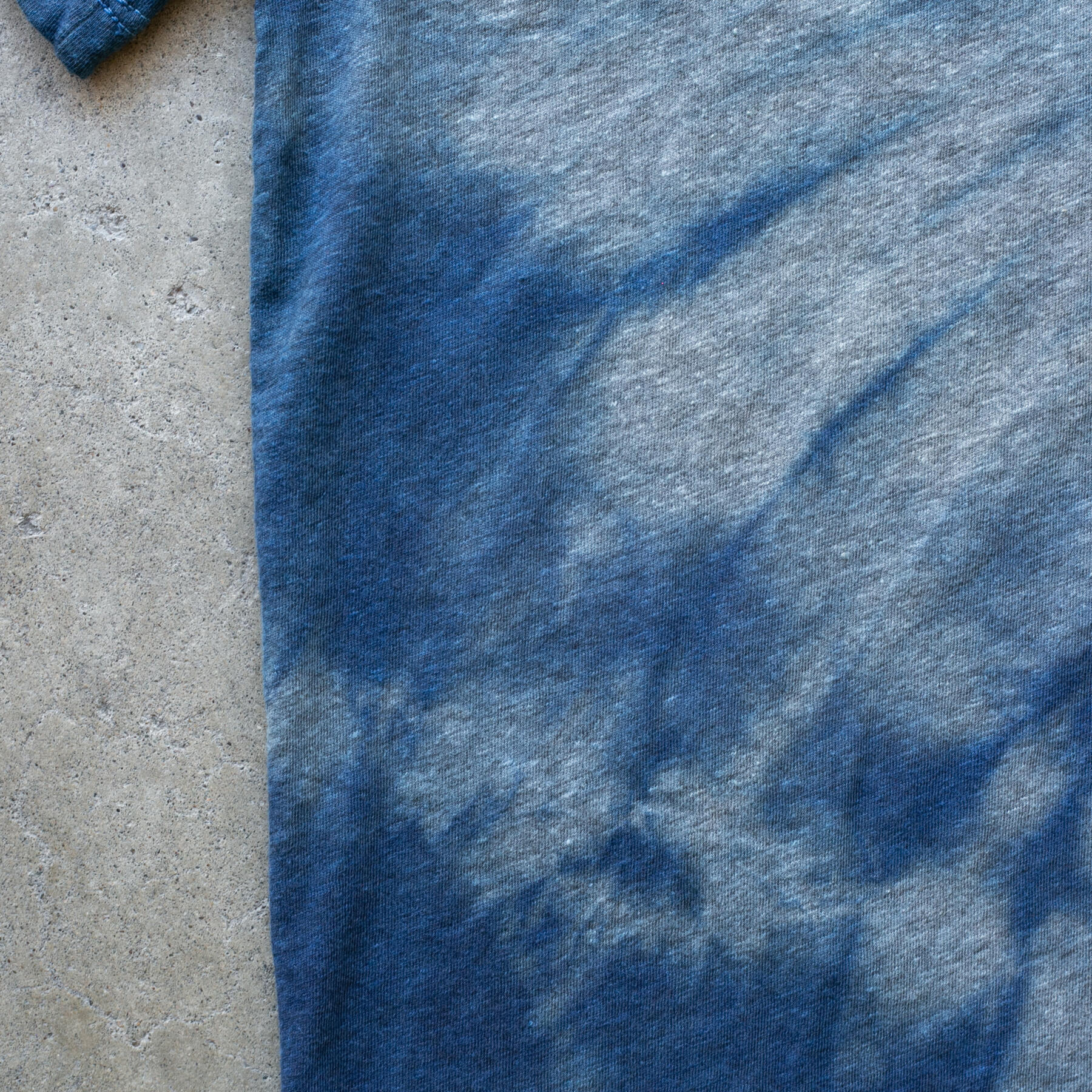 gustin indigo spiral tie-dye t-shirt - heather grey base