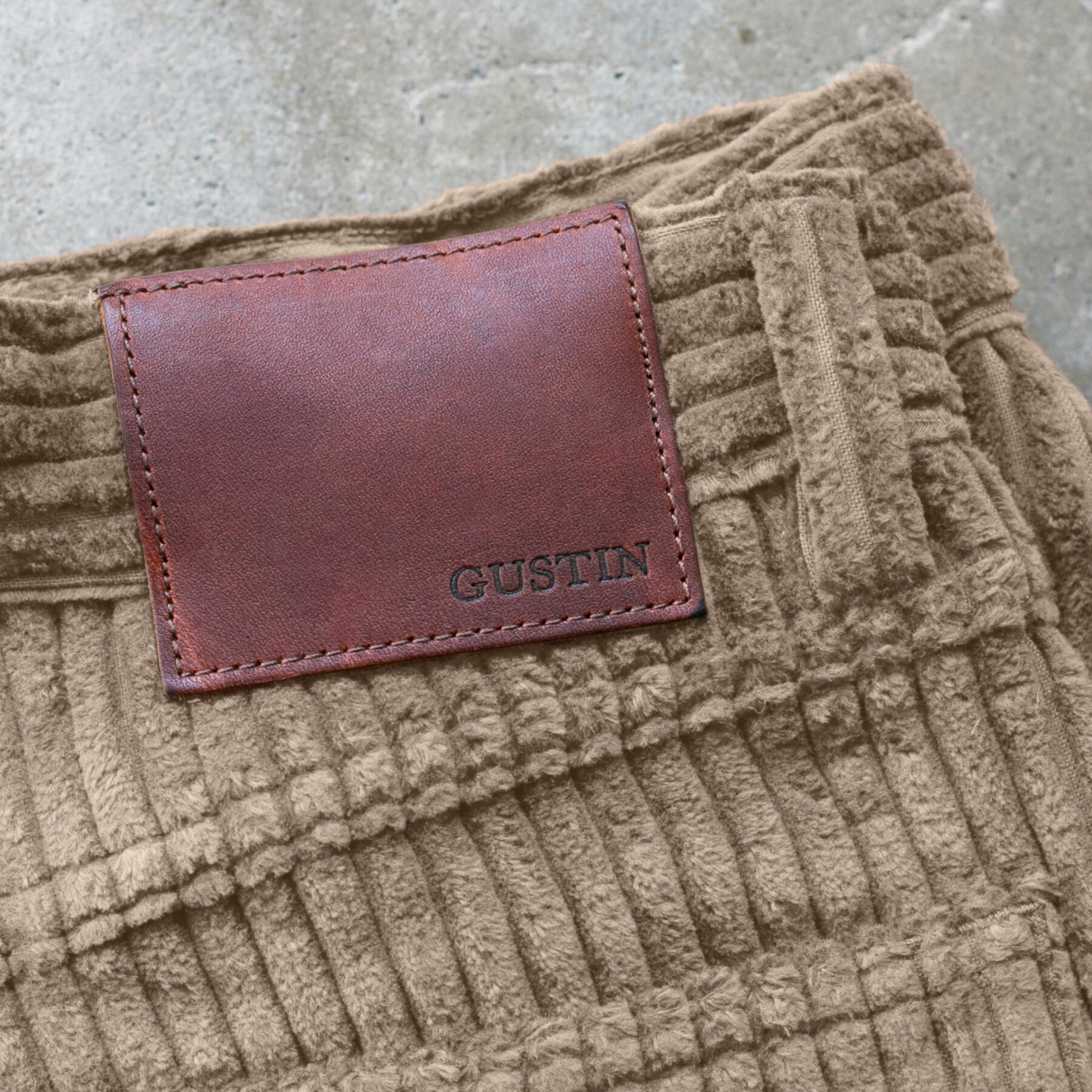 gustin #426 monster wale corduroy - tan