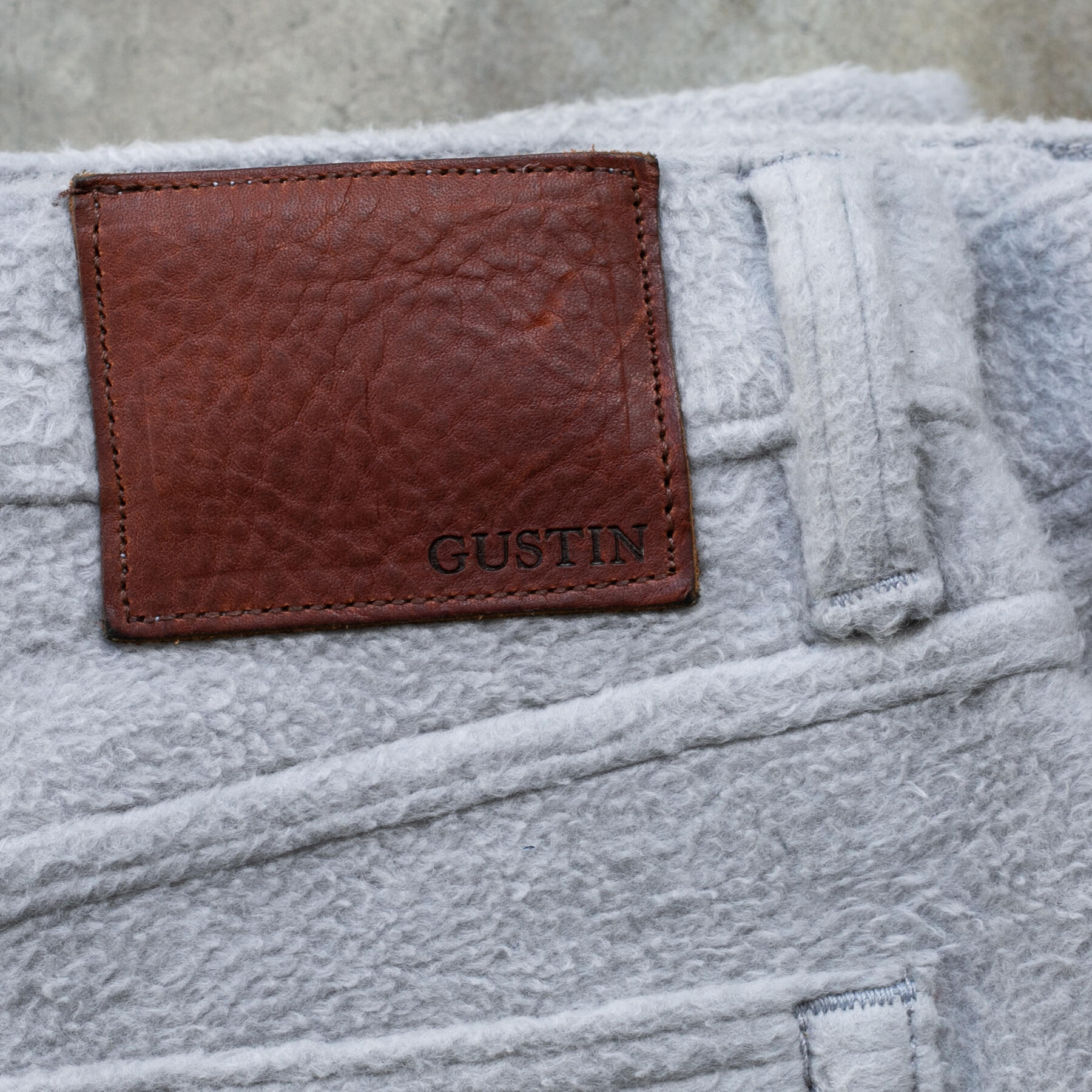 gustin #433 japan monster fleece 5 pocket - stone