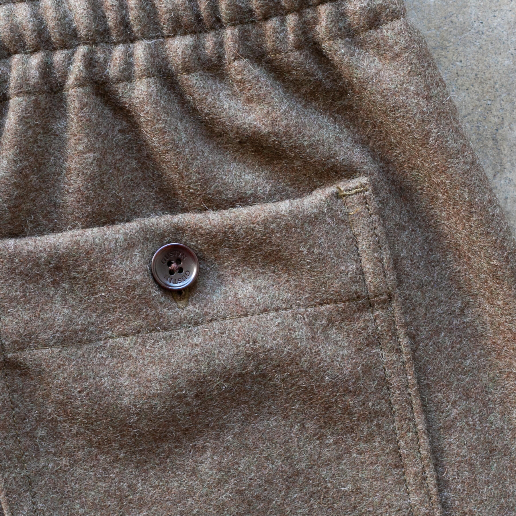 gustin #44 japan rustic wool joggers - olive