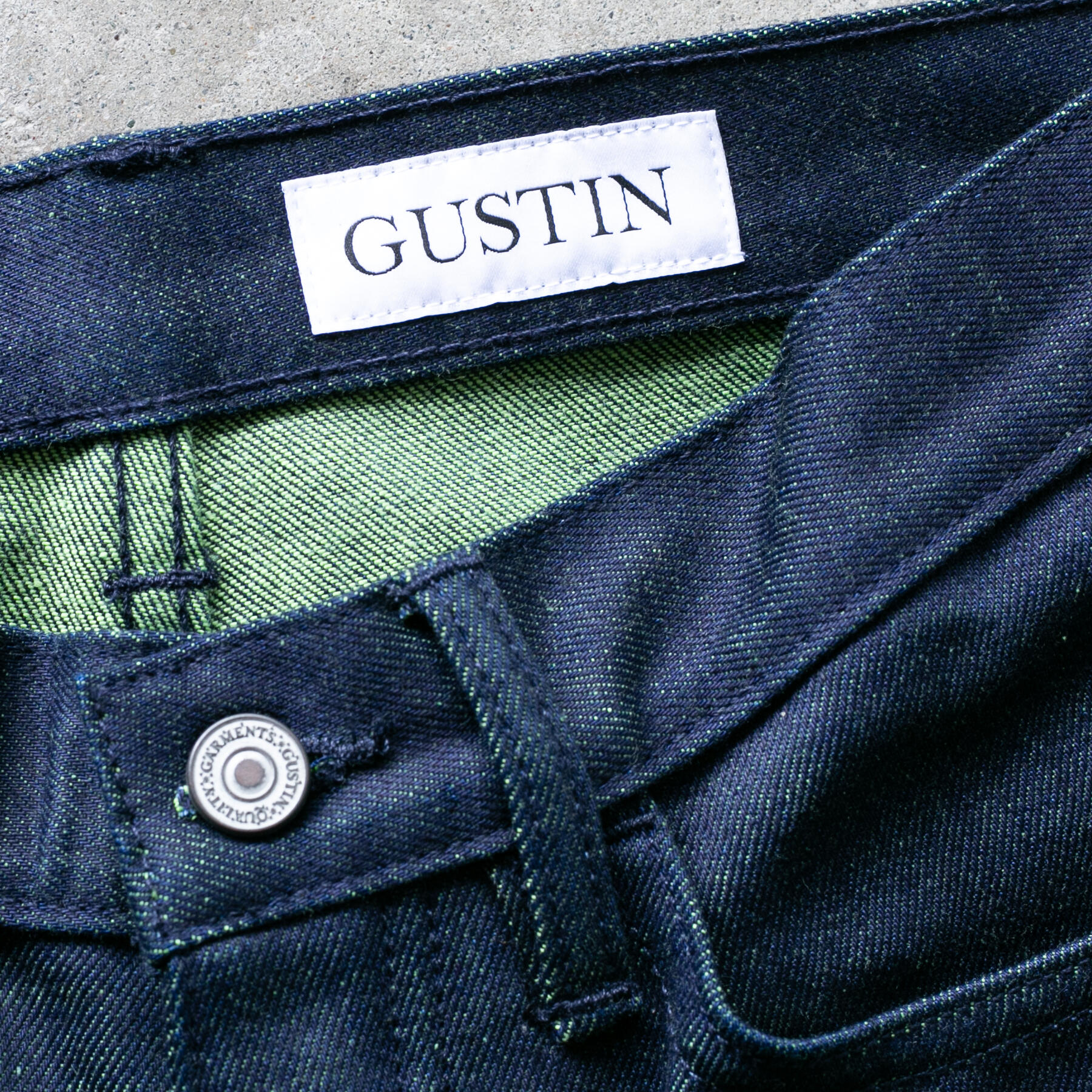 gustin #449 indigo x neon green