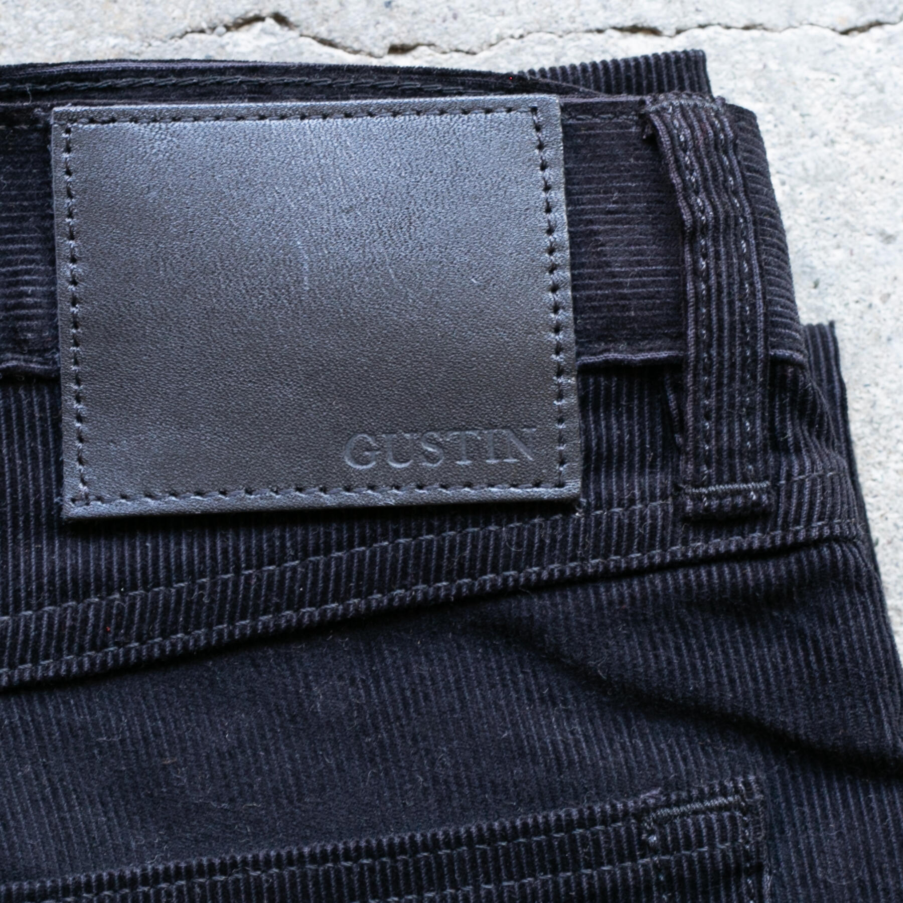 gustin #458 the pima corduroys - black
