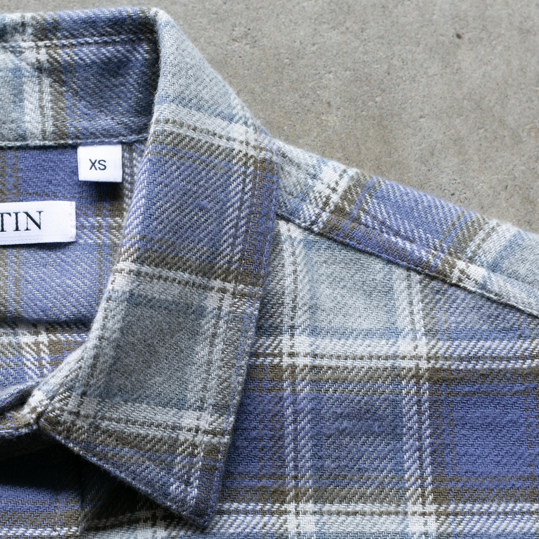 gustin #1303 beach shirt - purple haze