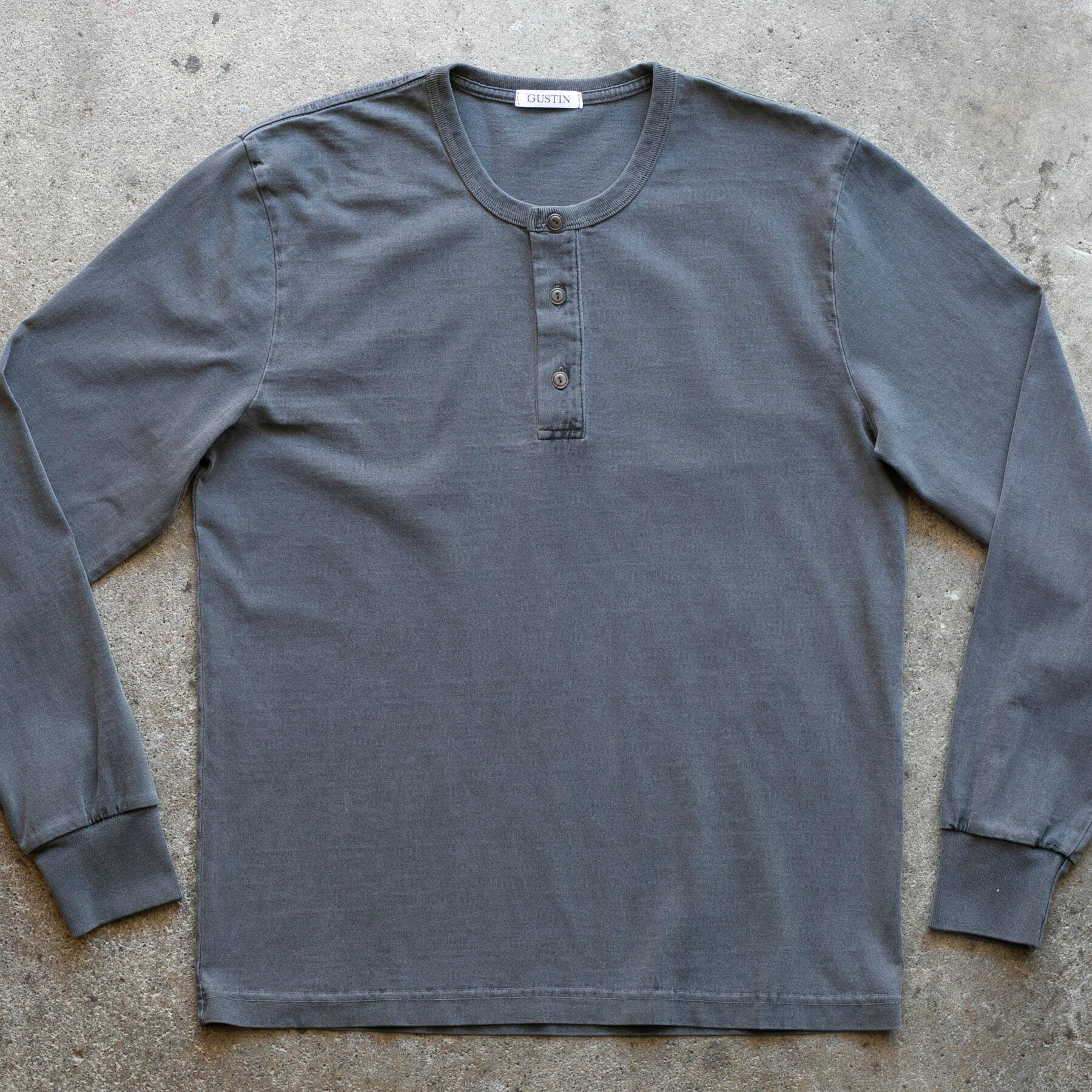gustin american heavy henley - vintage black