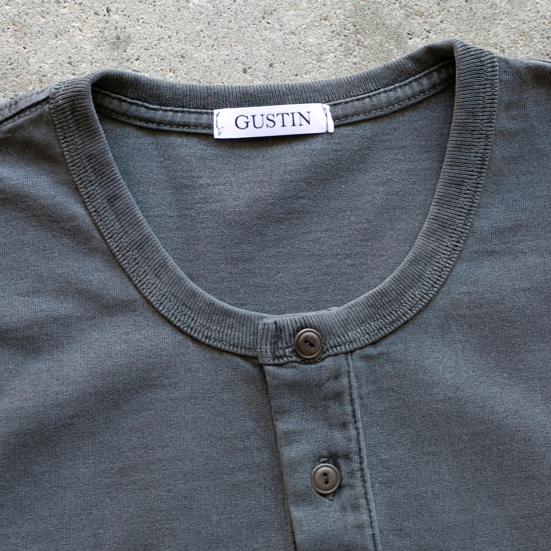 gustin american heavy henley - vintage black