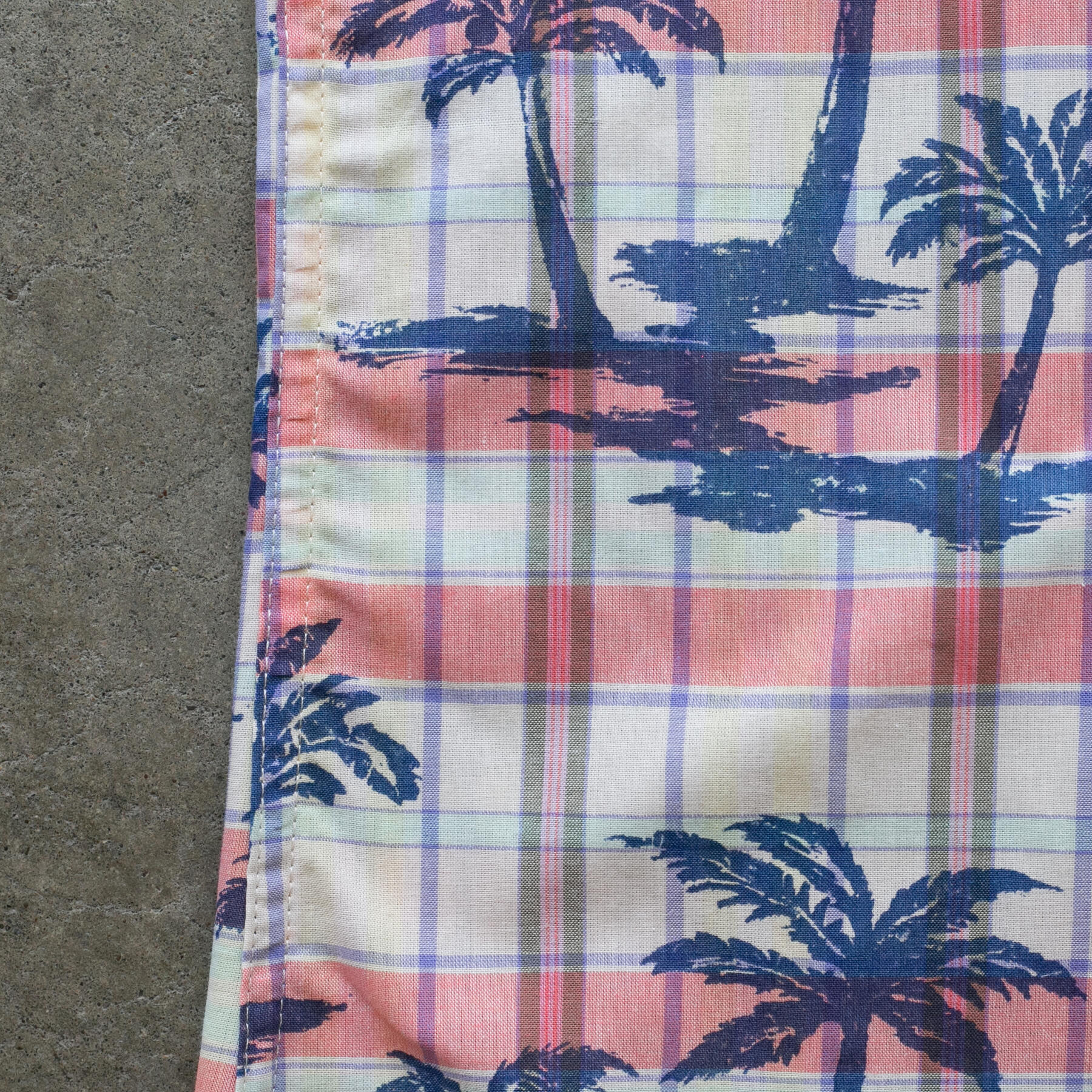 gustin #1264 palms on plaid shirt - sunset