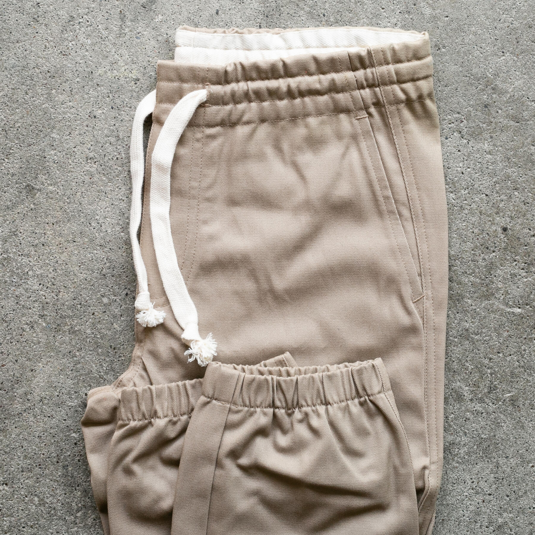 gustin #34 classic twill joggers - khaki