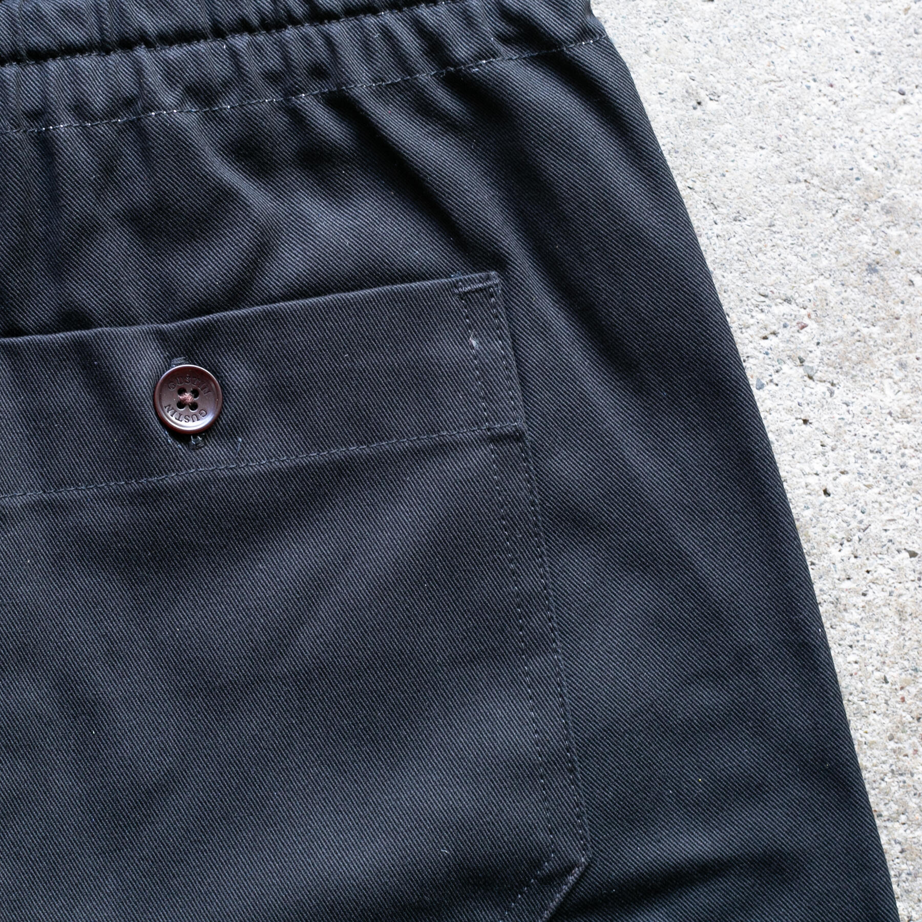 gustin #32 classic twill joggers - black