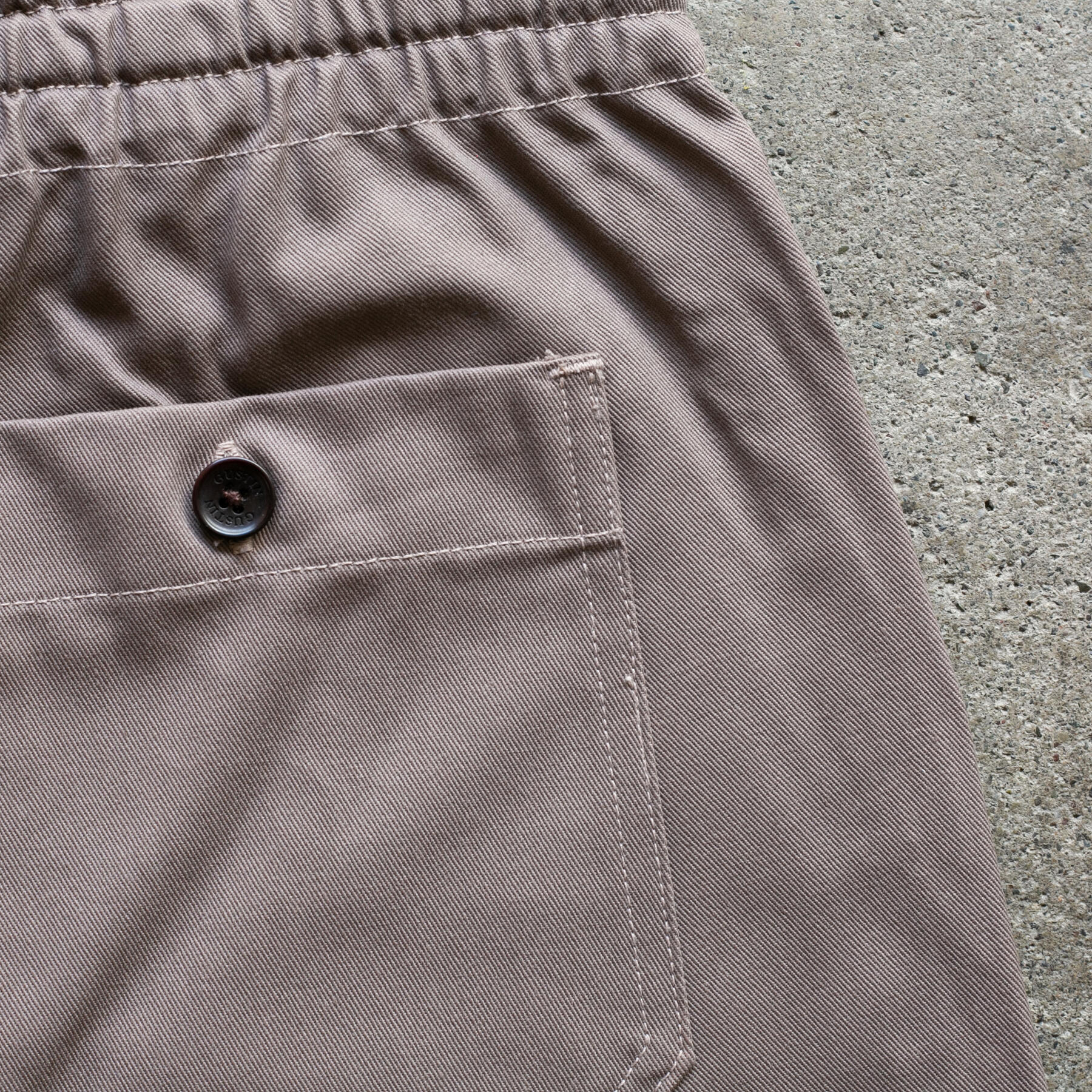 gustin #26 classic twill joggers - driftwood