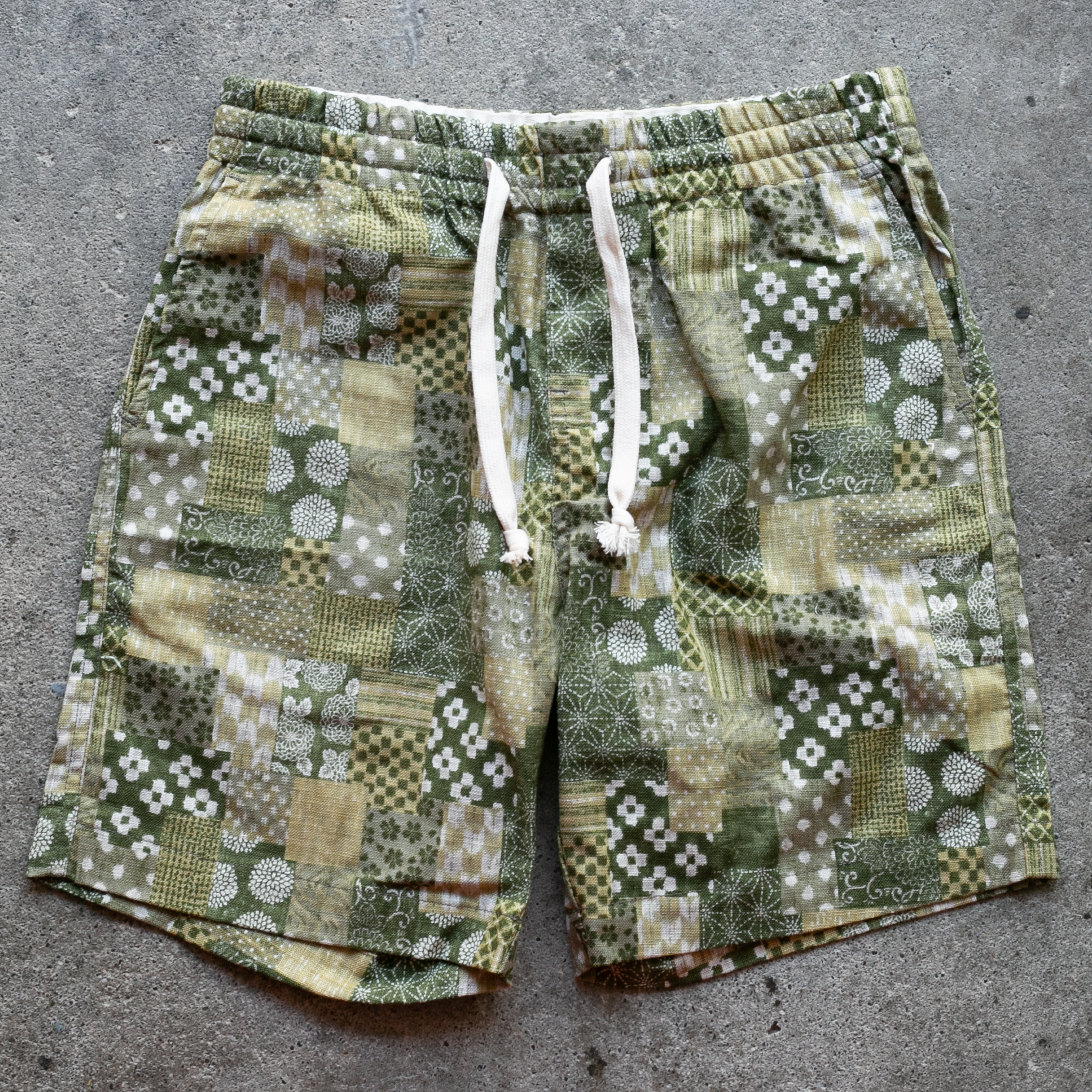 34 Japan Patchwork Shorts - Moss | Drawstring Chino Shorts