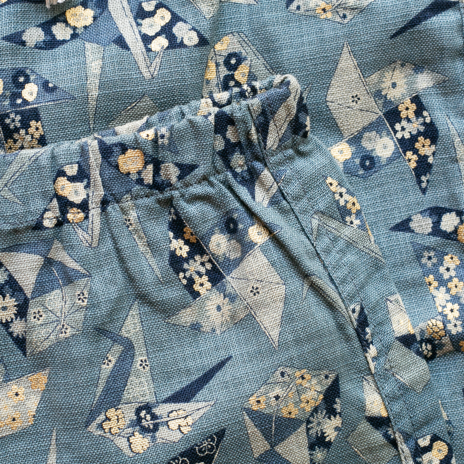 gustin #16 japan retro leisure origami joggers - dusty blue