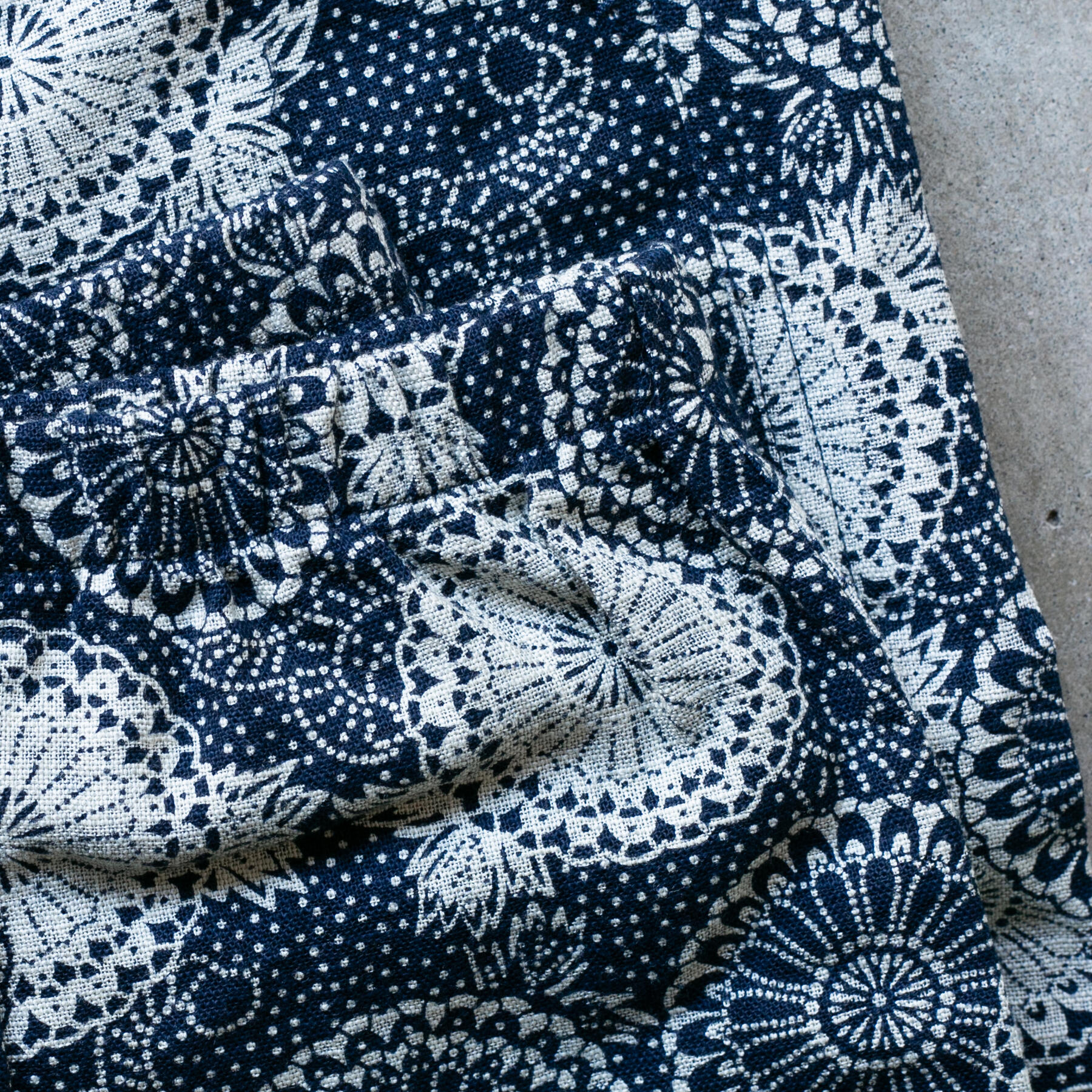 gustin #3 japan indigo disc joggers