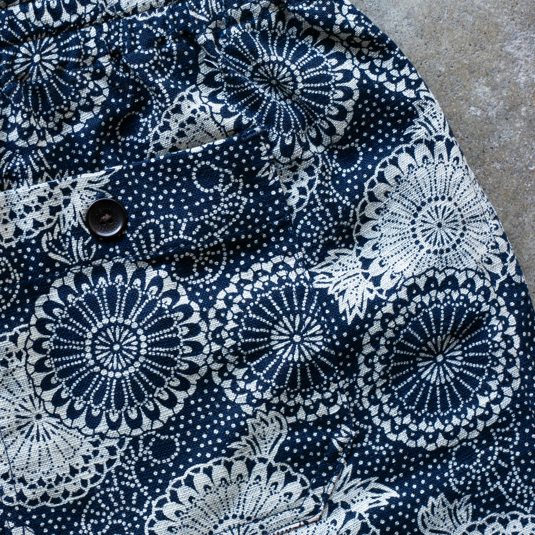gustin #3 japan indigo disc joggers