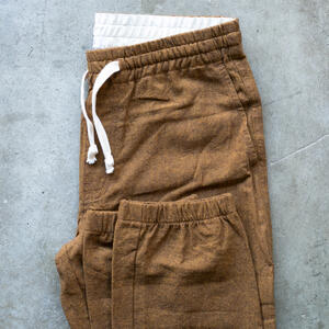 gustin #19 linen chambray joggers - rust