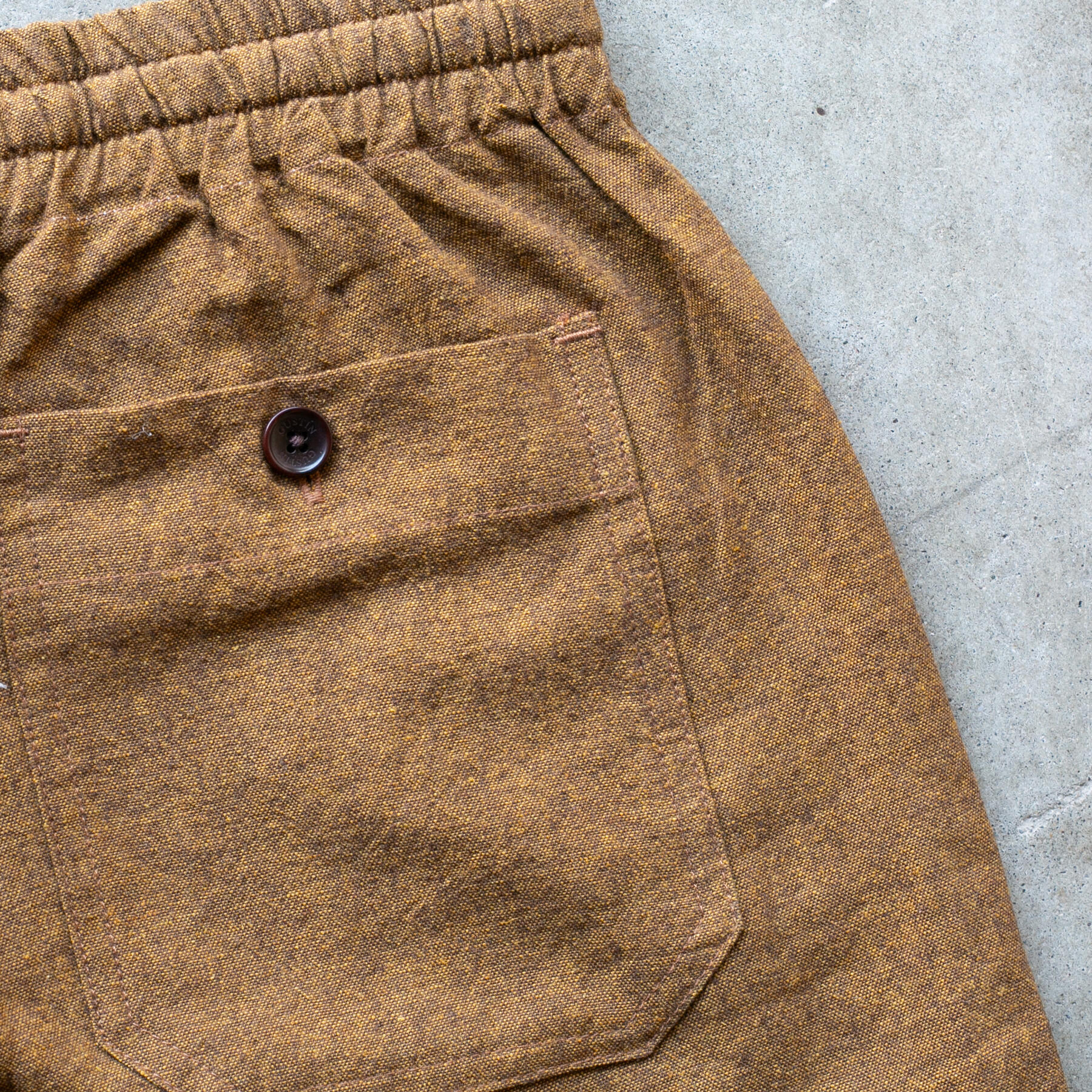gustin #19 linen chambray joggers - rust