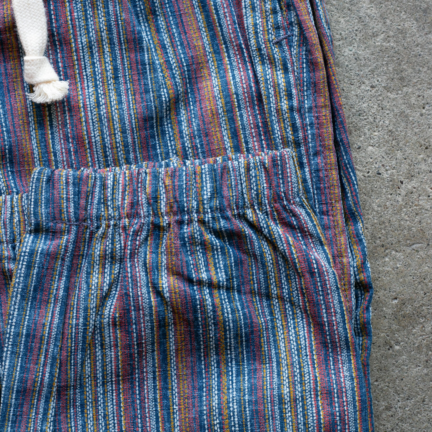 gustin #20 vintage color wall joggers - ocean