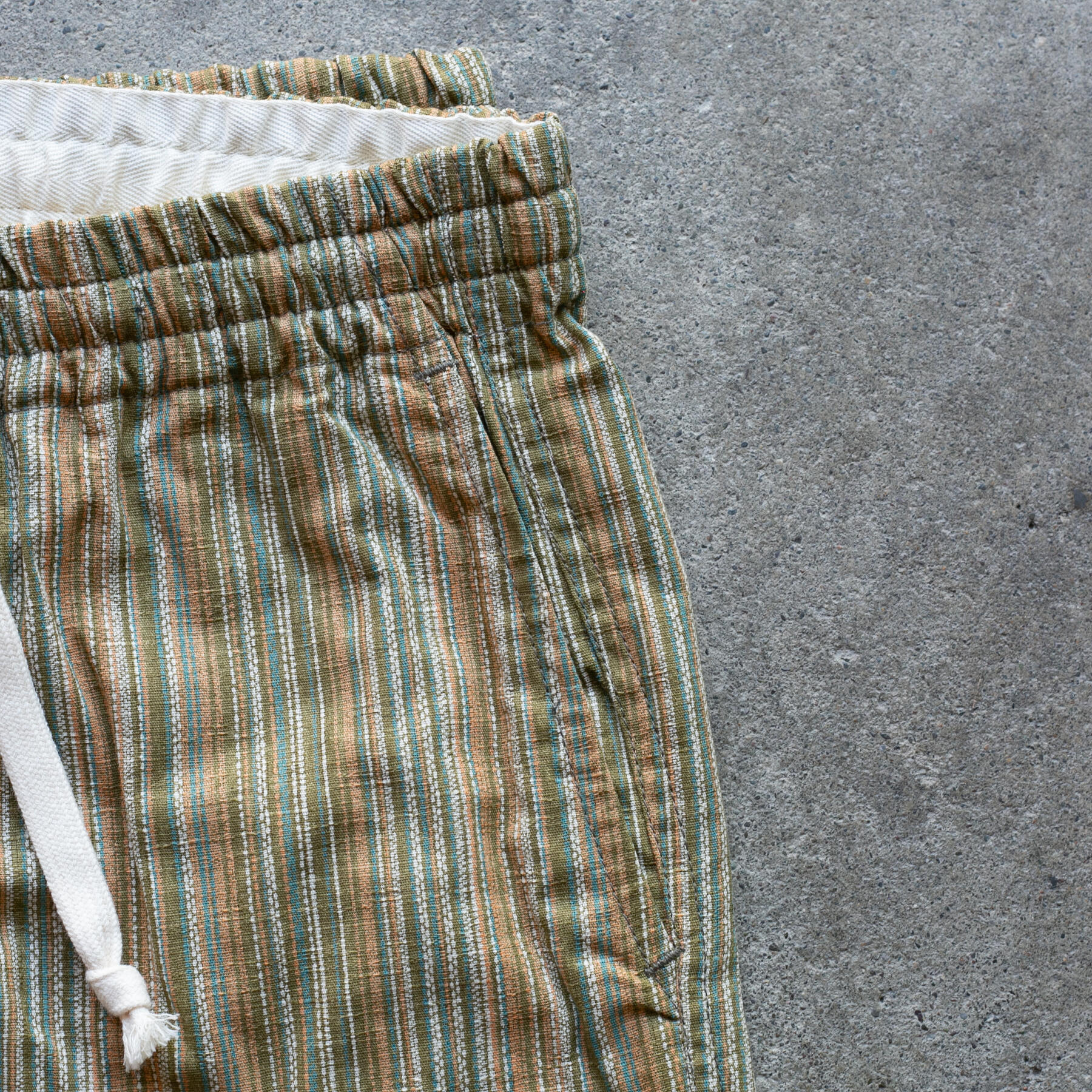 gustin #21 vintage color wall joggers - moss
