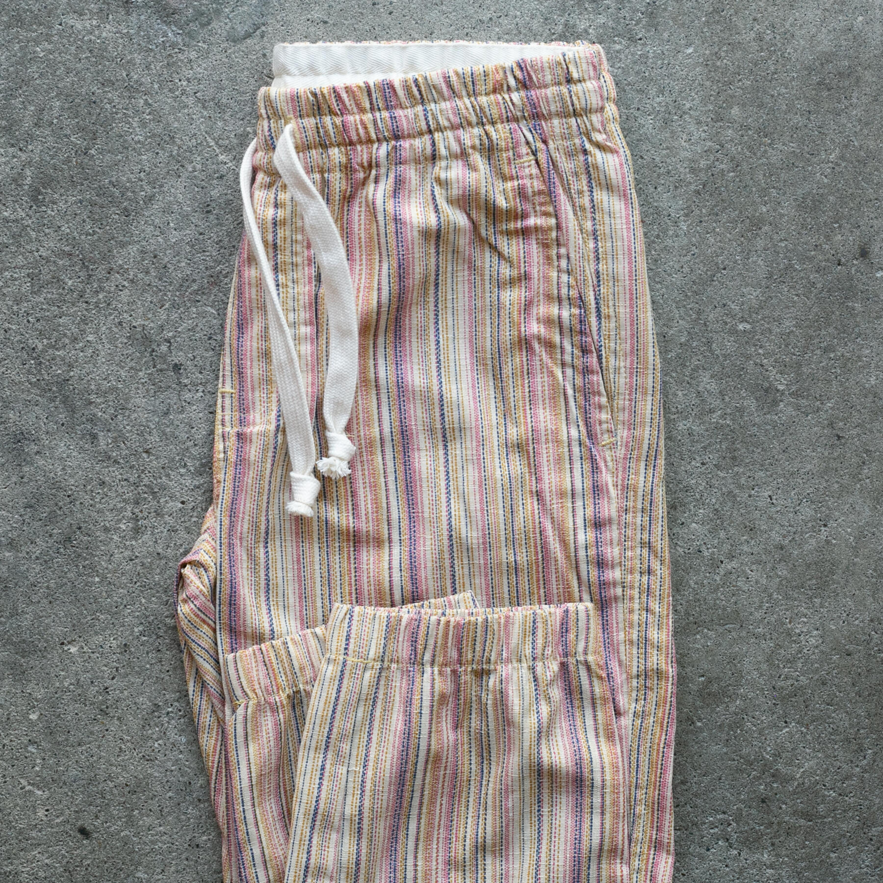 gustin #23 vintage color wall joggers - rainbow