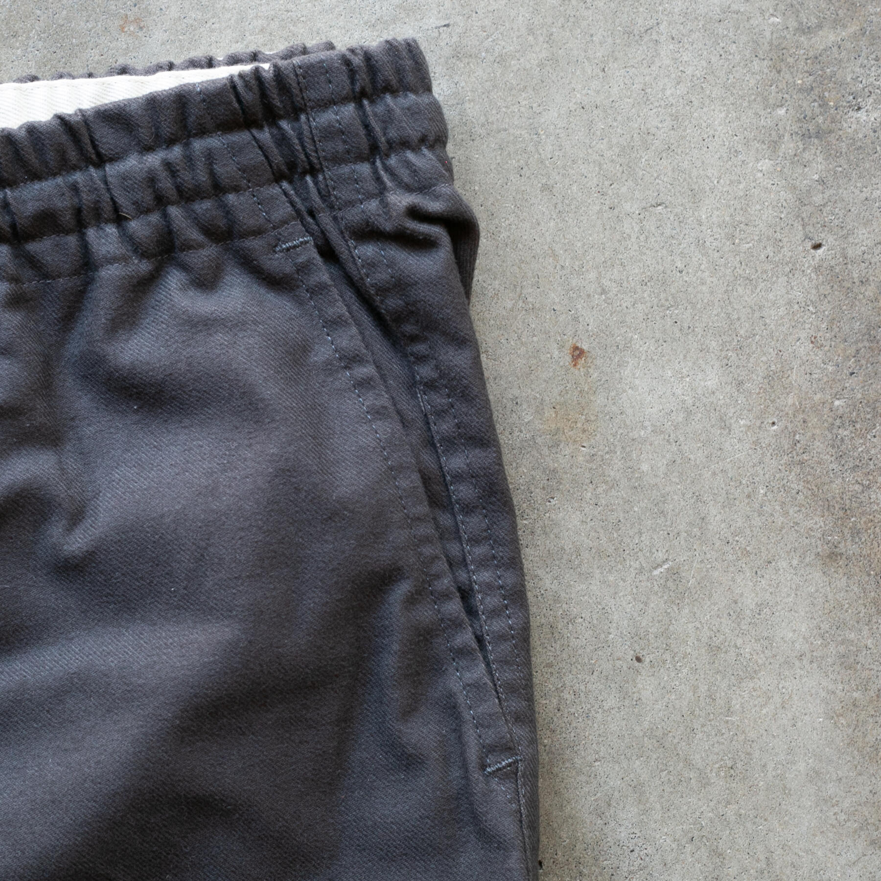 gustin #24 pima twill joggers - charcoal