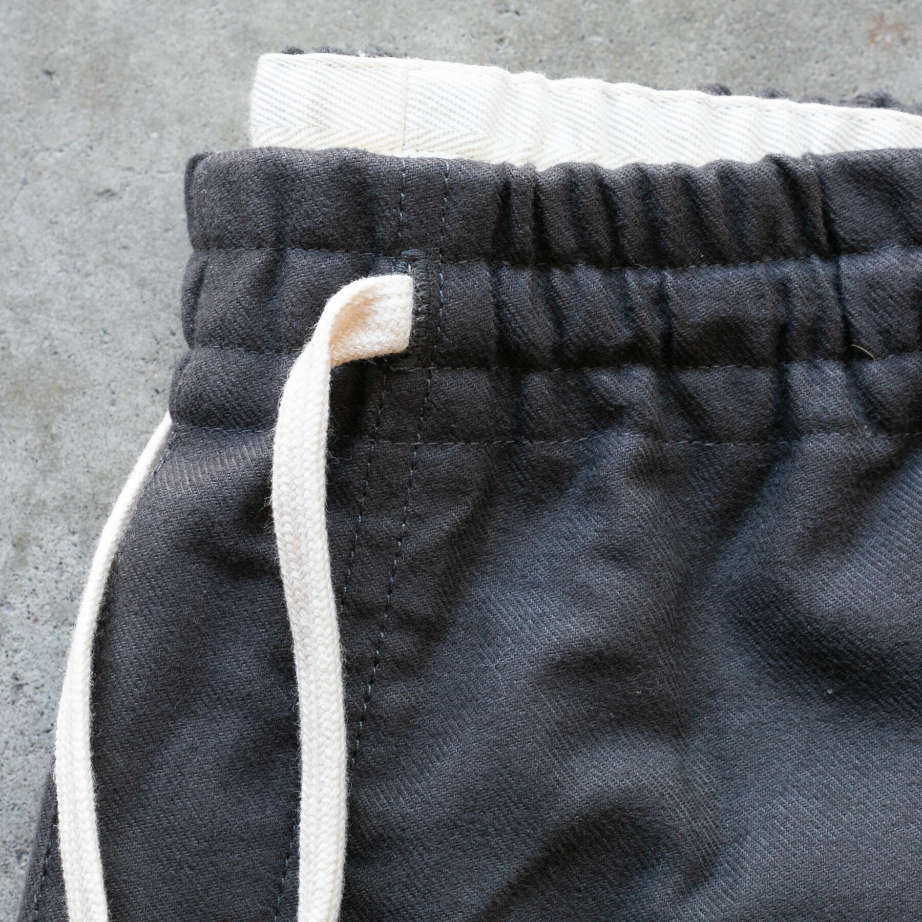 gustin #24 pima twill joggers - charcoal
