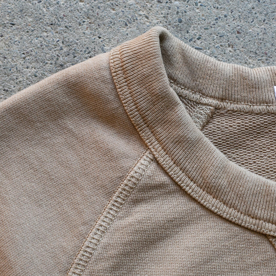 gustin short sleeve sweatshirt - british tan