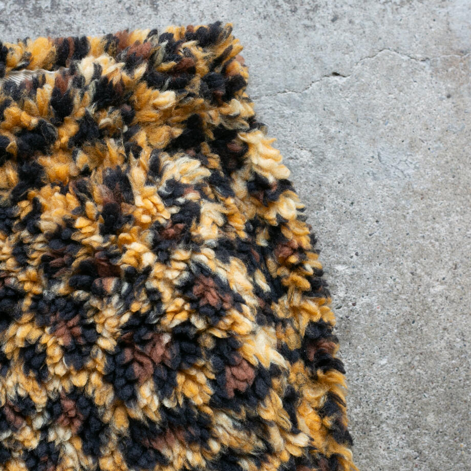 gustin #40 mammoth leopard fleece joggers - cat